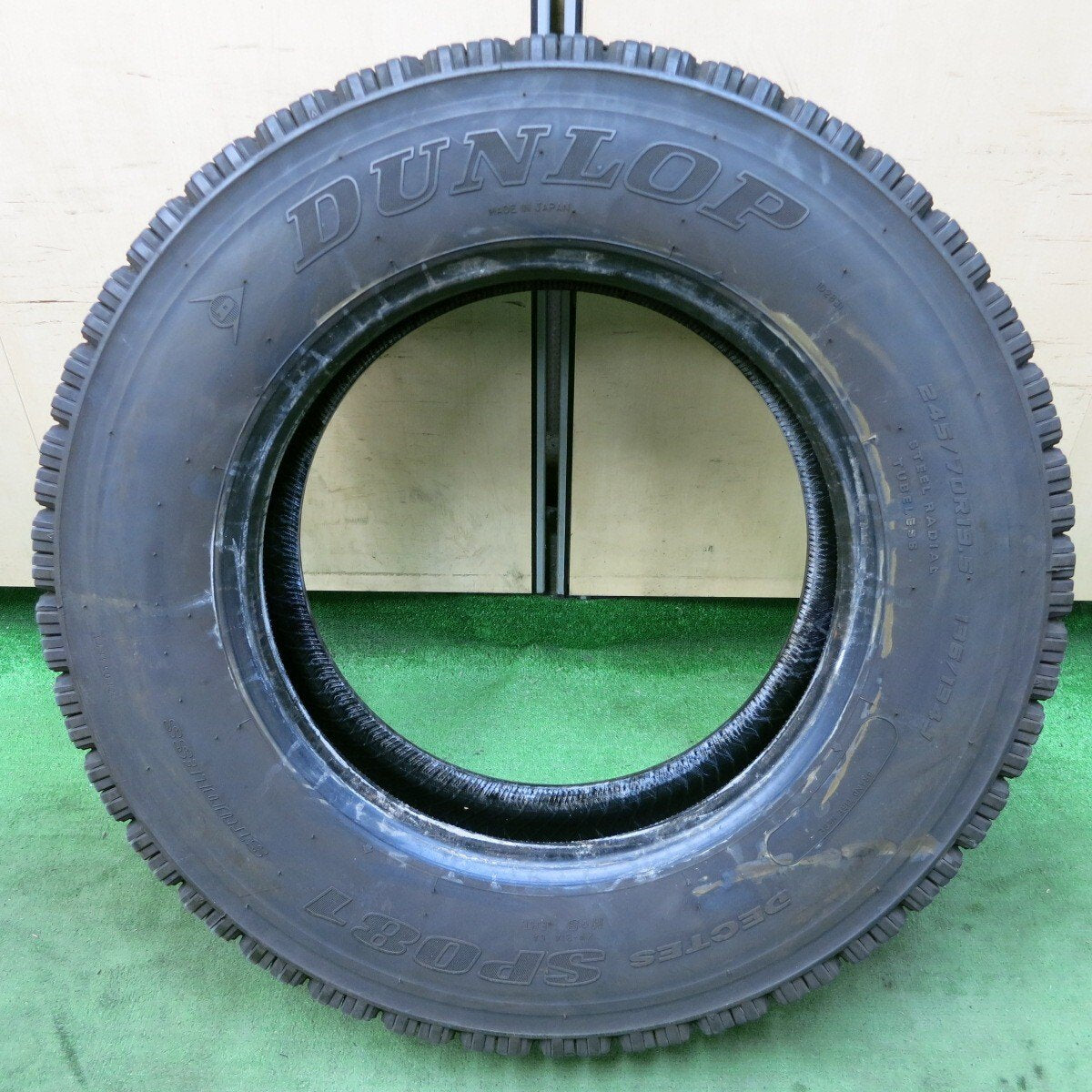 1本 23年★トラック タイヤ 245/70R19.5 136/134J スタッドレス ダンロップ デクテス SP081 DECTES 19.5インチ★5030303ナスタ