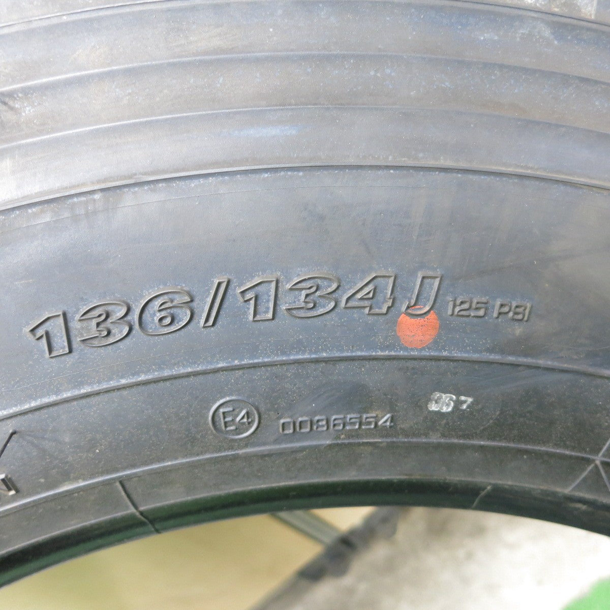 ほぼ未使用!1本★トラック タイヤ 245/70R19.5 136/134J ヨコハマ 710R ミックス オールシーズン 19.5インチ★5072606ナスタ
