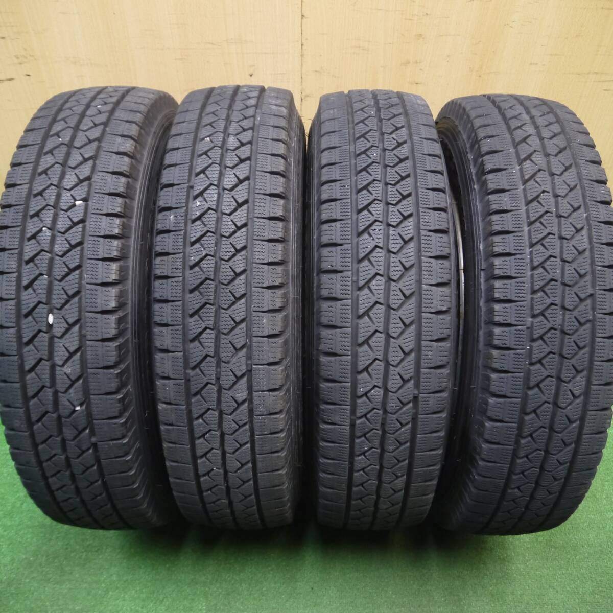 バリ溝!22年!9.5分★スタッドレス 165/80R14 91/90N ブリヂストン ブリザック VL1 スチール ホイール 14インチ PCD100/4H★4121703Hス