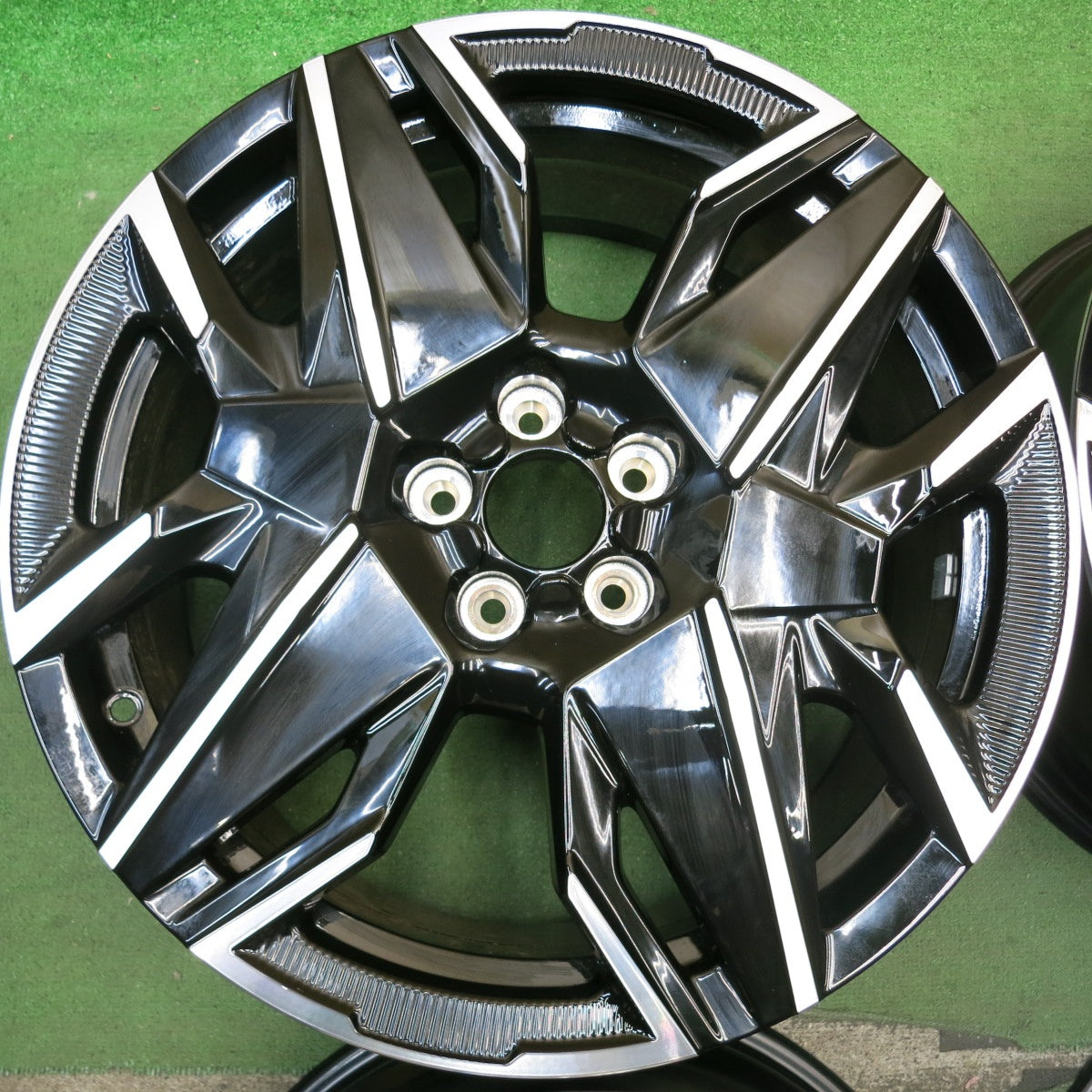 新車外し★プジョー 3008 純正 ホイール 19インチ 7.5J×19 PCD108/5H★5092506HAホ