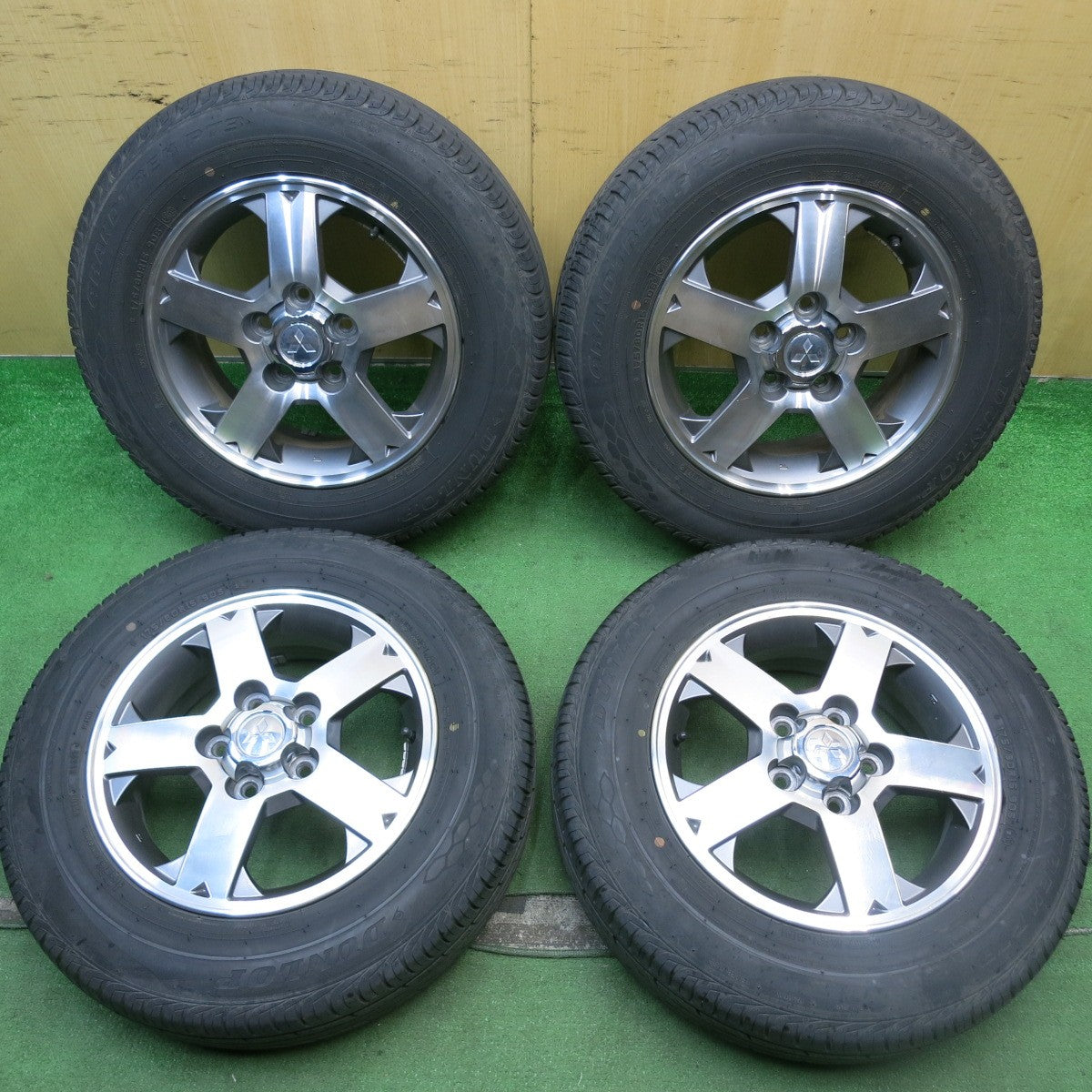4本価格!21年★三菱 パジェロミニ 純正 175/80R15 ダンロップ グラントレック PT3 15インチ PCD114.3/5H★5070106HAノ