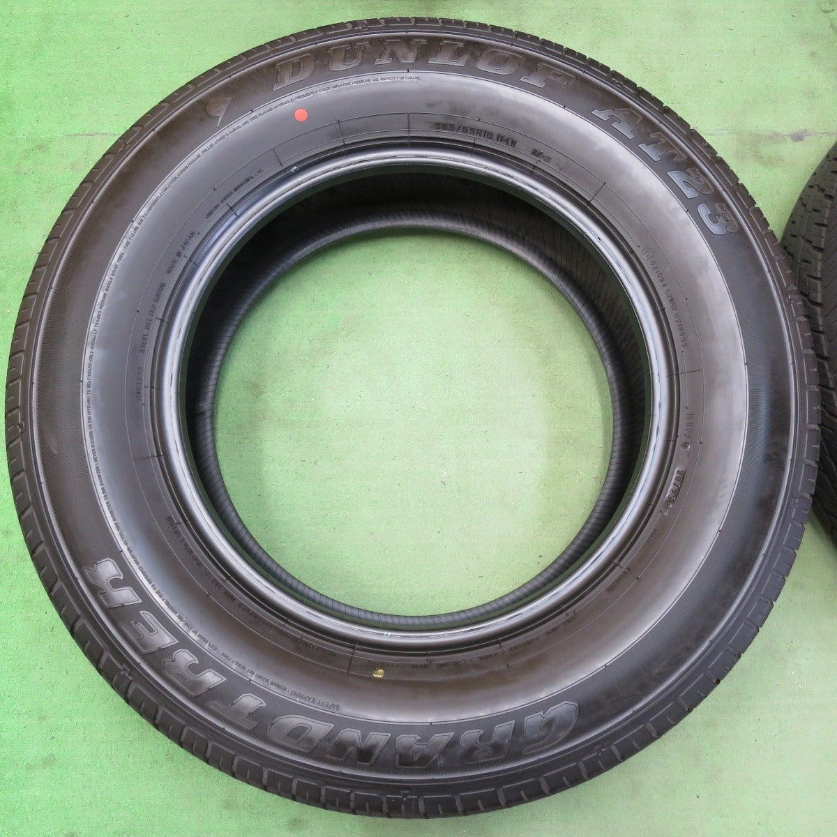 新車外し!25年★265/65R18 ダンロップ AT23 グラントレック タイヤ 18インチ ランクル 250 VX 300 等★5052711イノタ