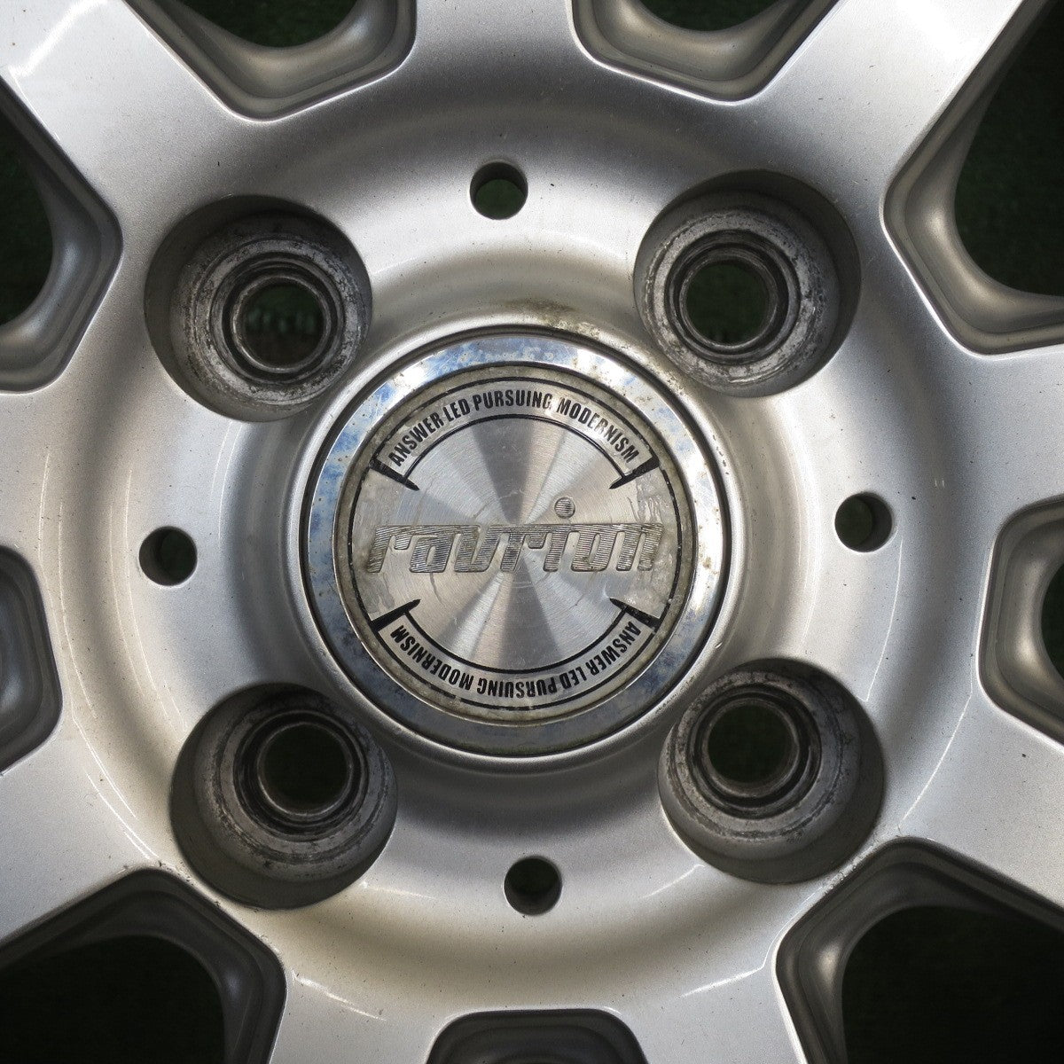 バリ溝!23年!キレイ!9.5分★スタッドレス 175/65R15 ダンロップ ウインターマックス WM02 ravrion ラブリオン 15インチ PCD100/4H★5081111NJス