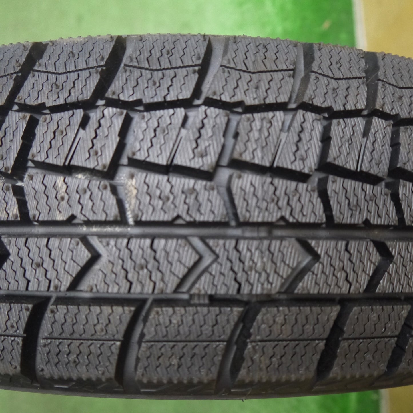 未使用!22年!1本★スタッドレス 165/65R14 ダンロップ ウインターマックス WM02 タイヤ 14インチ ソリオ ハスラー デリカ D:2 タンク ルーミー 等★6022406Hス
