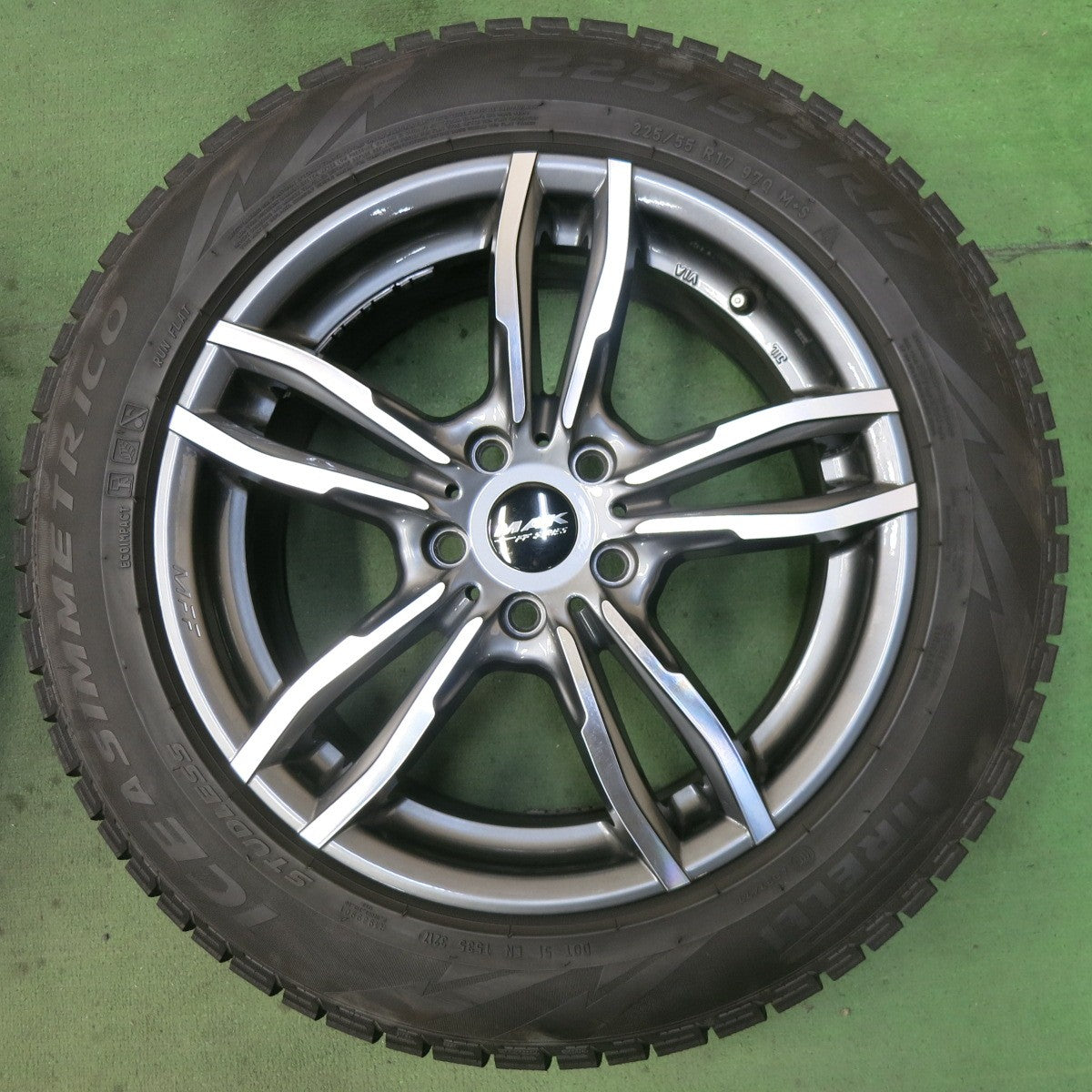 バリ溝!キレイ!9.5分★BMW 等 MAK LUFT FF SERIES MFF 225/55R17 スタッドレス ピレリ アイスアシンメトリコ 17インチ ルフト PCD112/5H★5091101SKス