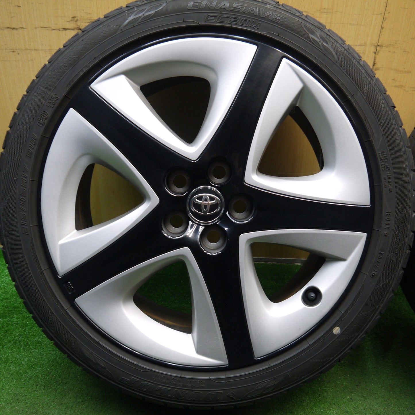バリ溝!22年!キレイ!9.5分★トヨタ 50系 プリウス ツーリング 純正 215/45R17 ダンロップ エナセーブ EC204 17インチ PCD100/5H★5053002Hノ