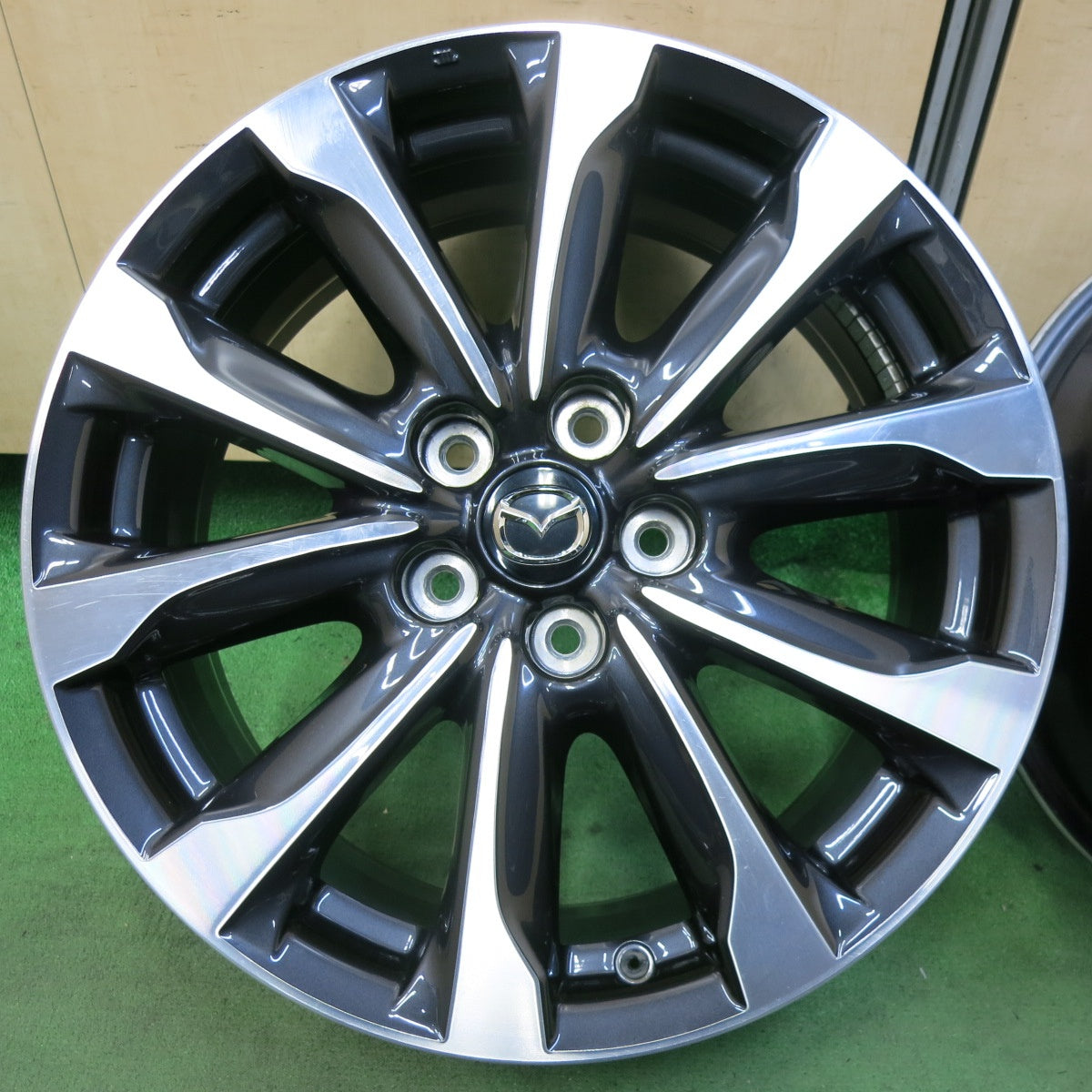 4本価格★マツダ CX-3 純正 ホイール 18インチ 18×7J CX3 PCD114.3/5H★5070414SYホ