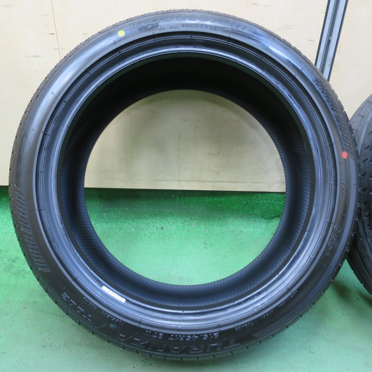 新車外し!25年★215/45R17 ブリヂストン トランザ T002 タイヤ 17インチ レクサス CT カローラツーリング プリウス 等★5082801イノタ
