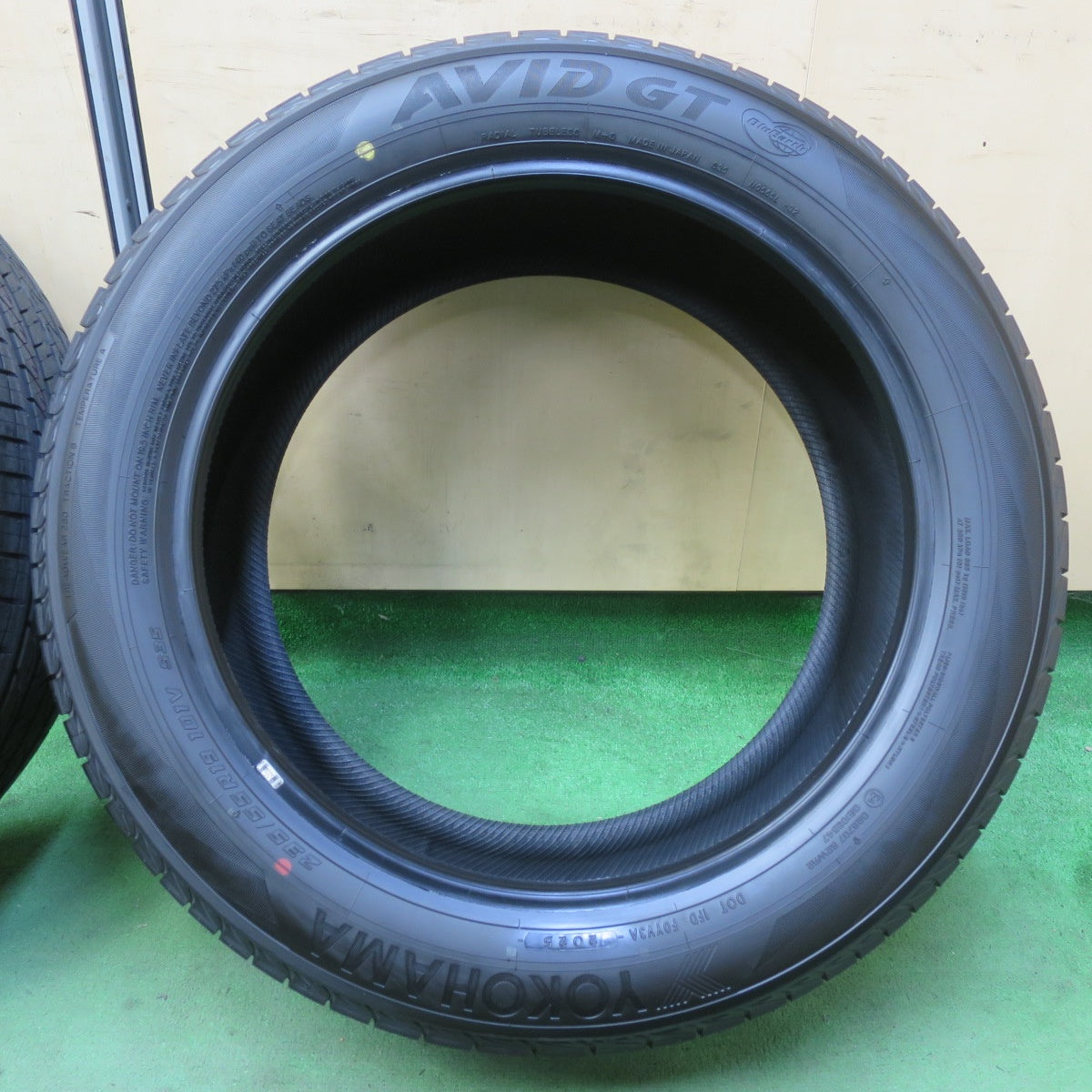 新車外し!25年★235/55R19 ヨコハマ AVID GT S35 タイヤ 19インチ RAV4 ハリアー CX-5 CX-7 等★5070906イノタ