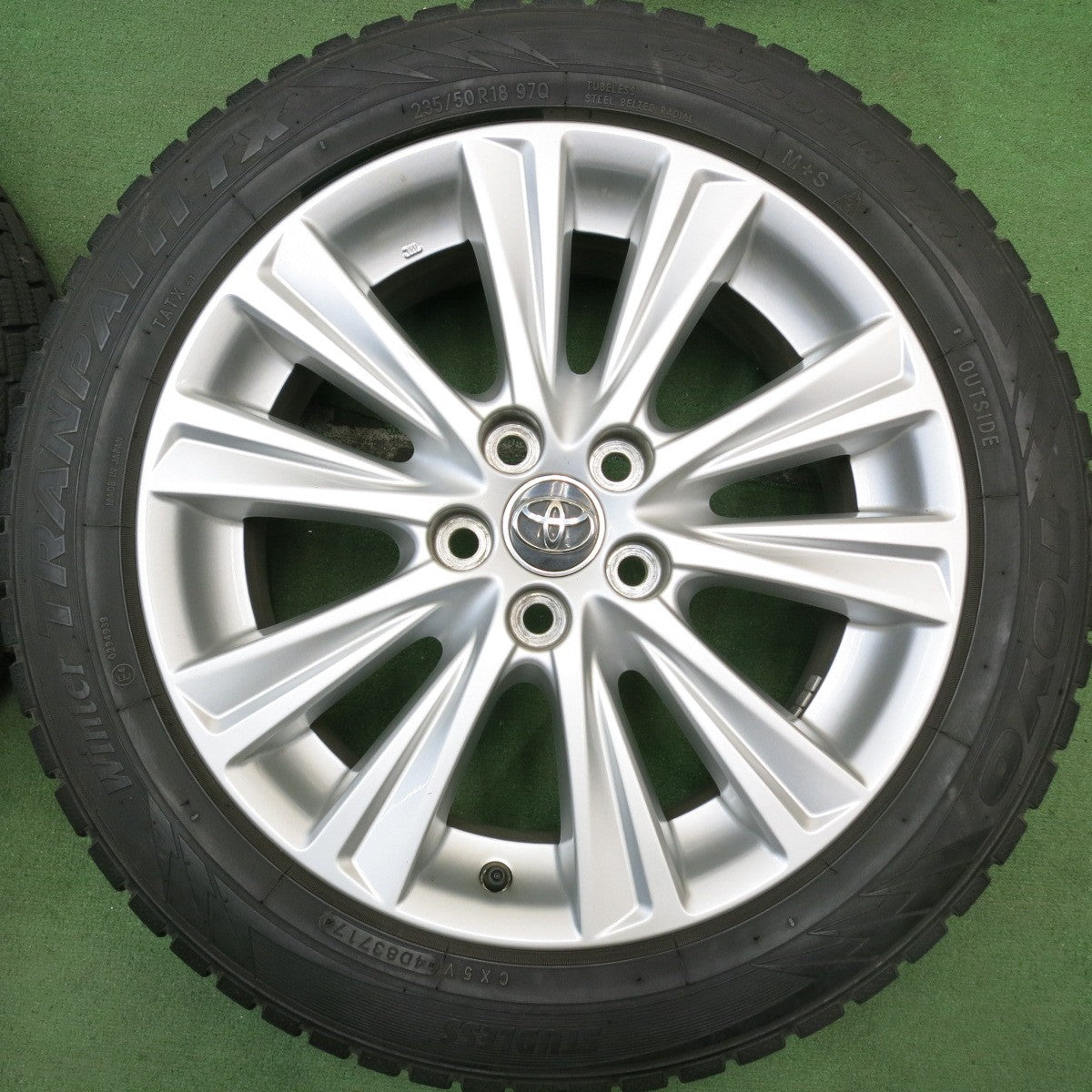 バリ溝!キレイ!9分★トヨタ 30系 アルファード ヴェルファイア 純正 235/50R18 スタッドレス トーヨー ウインター トランパス TX 18インチ PCD114.3/5H★5080201HAス