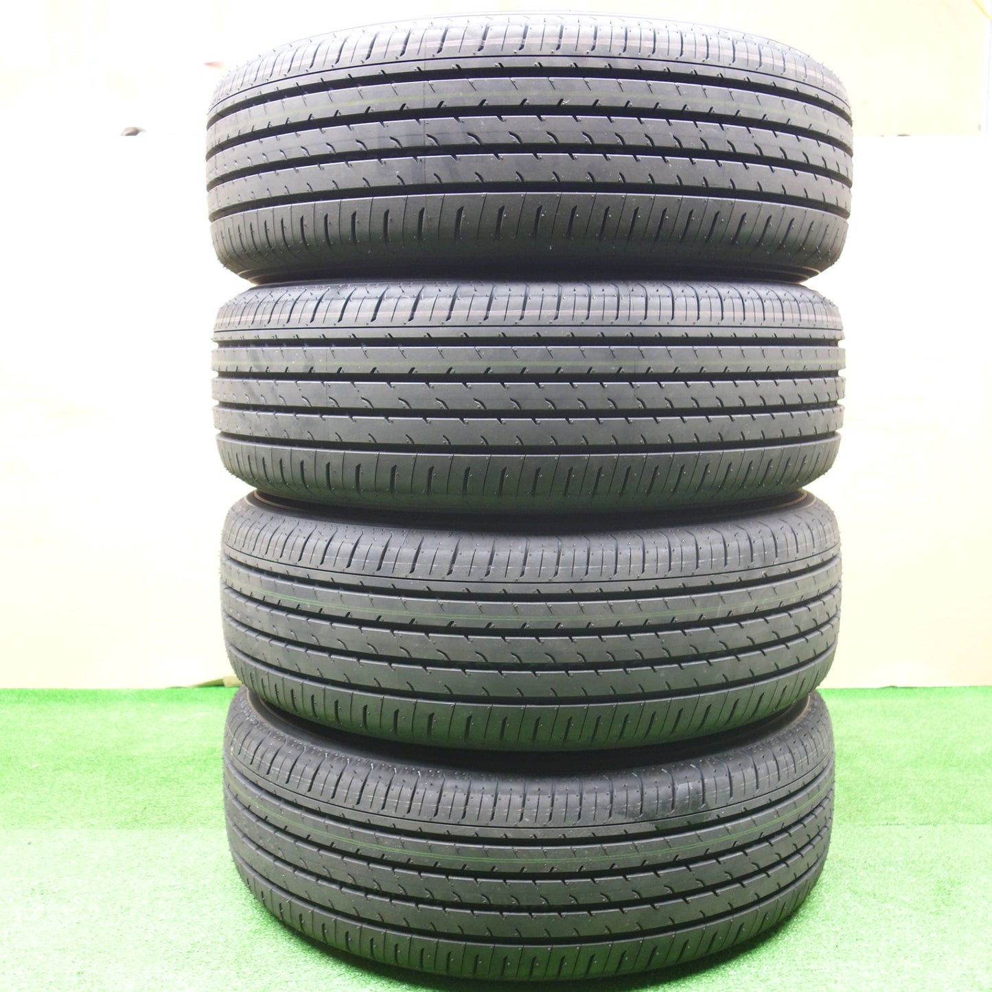 新車外し!25年★トヨタ 40系 アルファード ヴェルファイア Z 純正 225/60R18 ヨコハマ アドバン V03 18インチ PCD120/5H★5120804KTノ