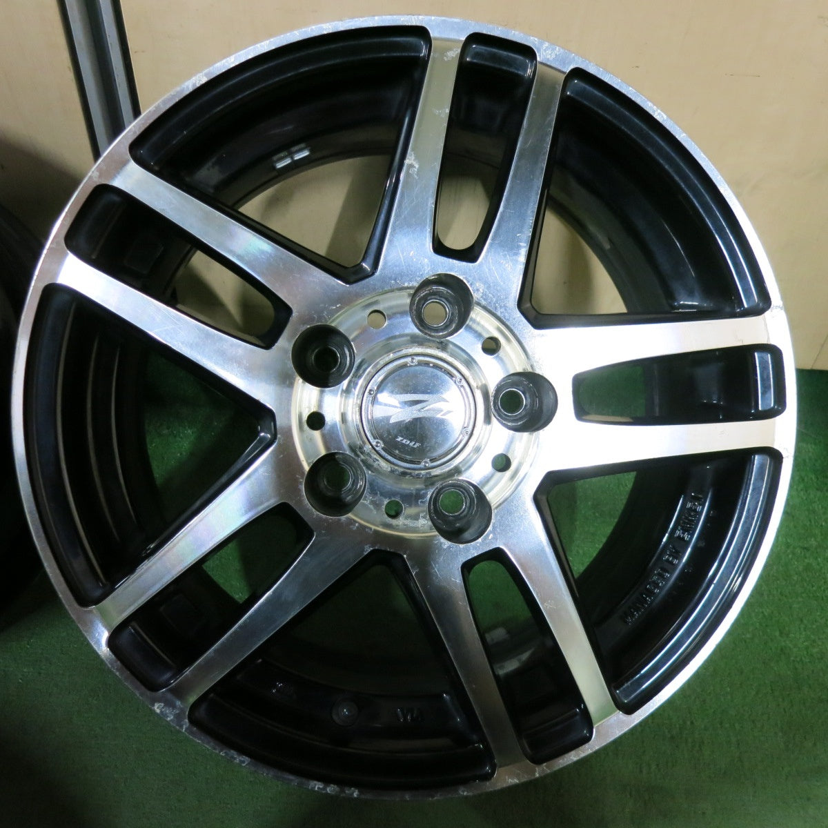 4本価格★ZOLF ゾルフ 15インチ ホイール 15×6J PCD114.3/5H★5051307SYホ
