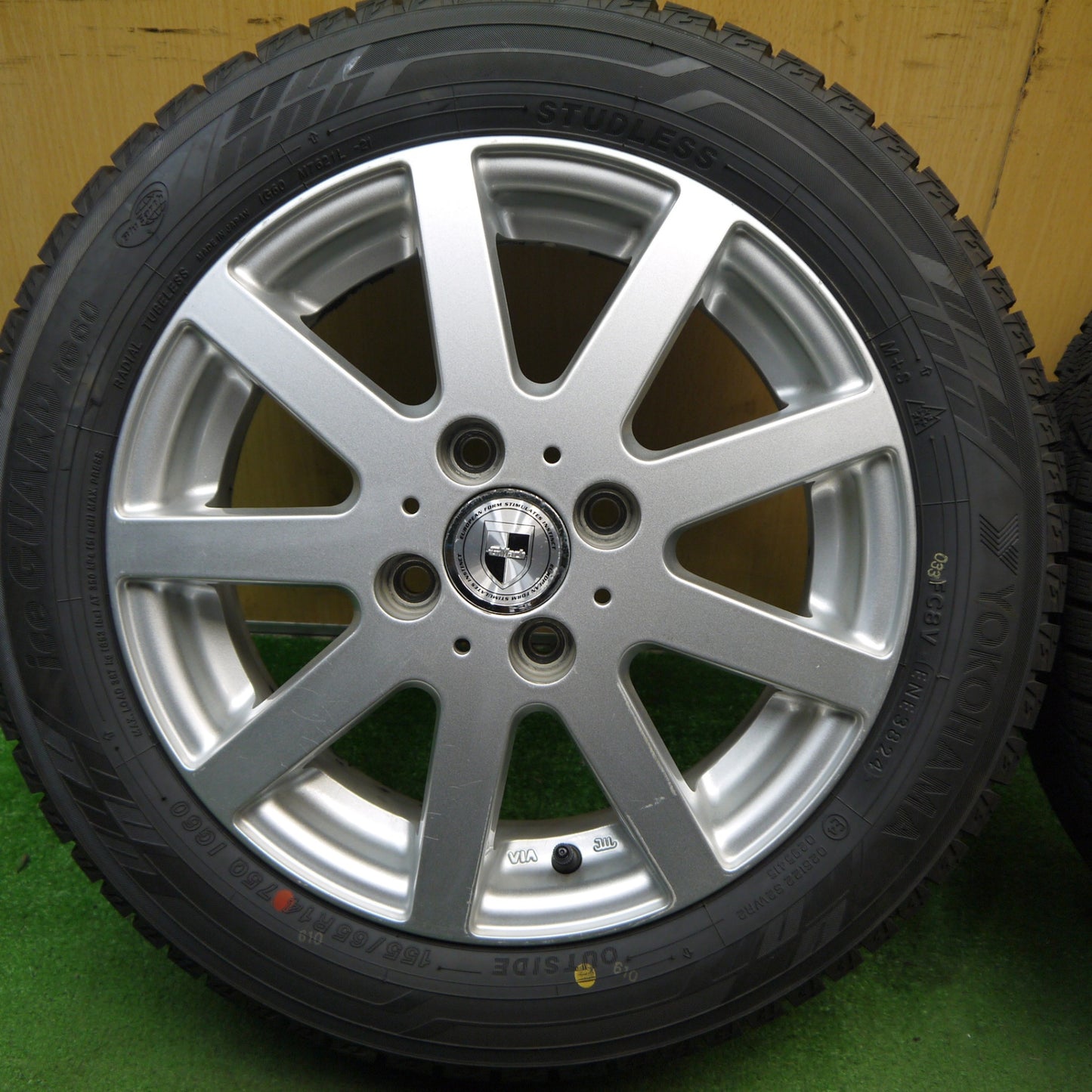 超バリ溝!24年!ほぼ10分★スタッドレス 155/65R14 ヨコハマ アイスガード iG60 GMach 14インチ PCD100/4H★5072901Hス