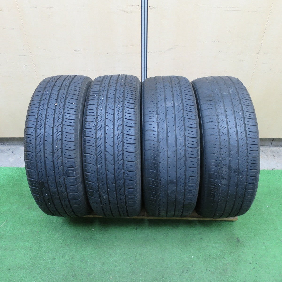 バリ溝!8.5分★三菱 アウトランダー 純正 225/55R18 トーヨー A24 18インチ PCD114.3/5H★5090902TTノ