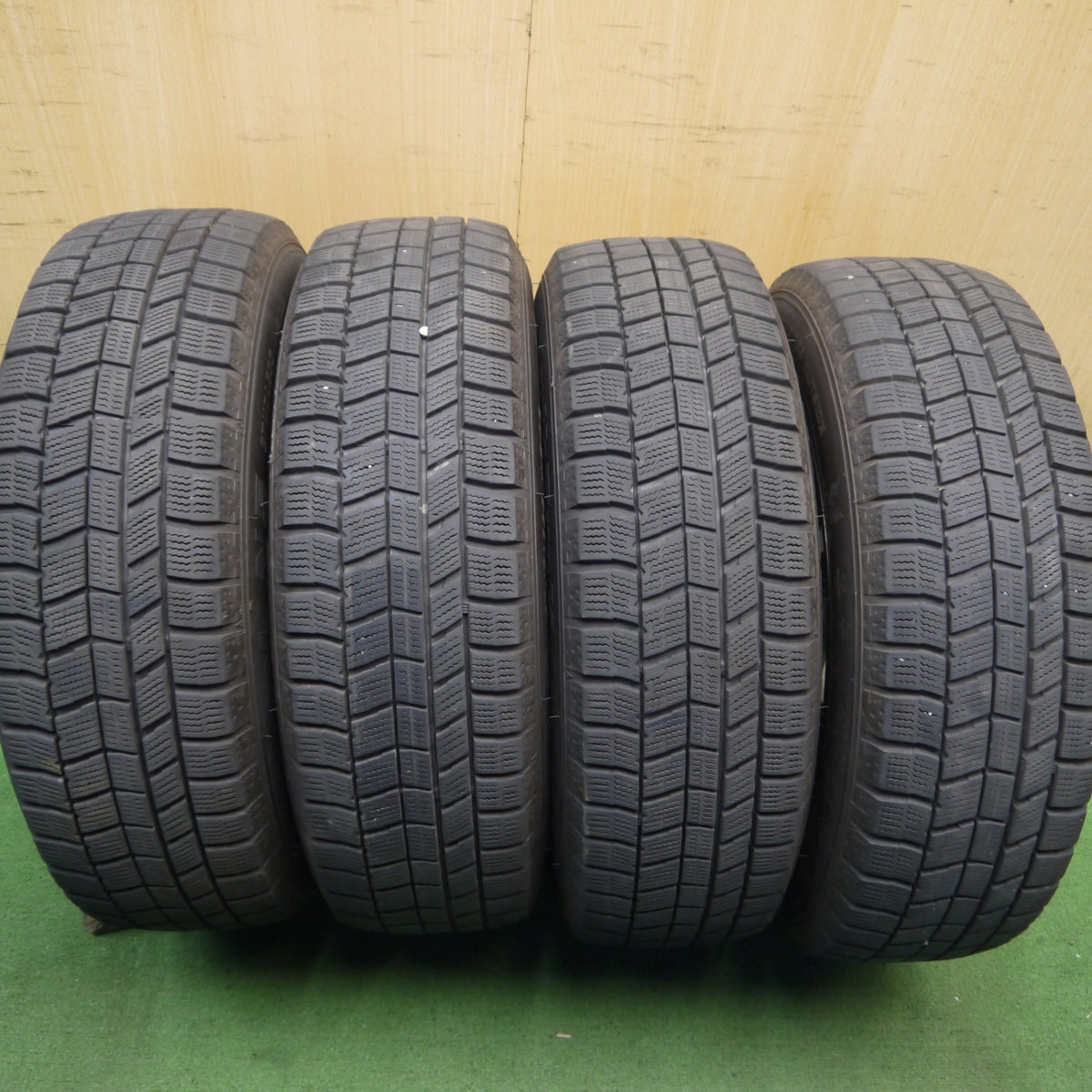 バリ溝!23年!キレイ!9分◎スタッドレス 185/65R15 オートバックス ノーストレック N5 NIRVANA NV ニルバーナ ニルヴァーナ 15インチ PCD114.3/5H◎6091501Hス