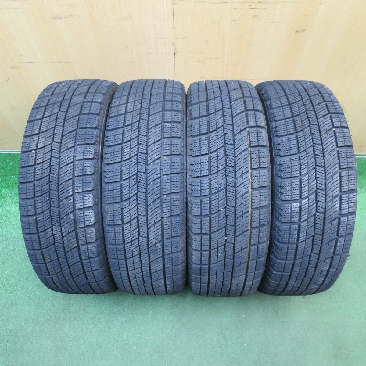 バリ溝!23年!8.5分★スタッドレス 165/55R14 ナンカン アイスアクティバ AW-1 Verthandi ヴェルザンディ 14インチ 軽サイズ ワゴンR ゼスト 等 PCD100/4H★6031806NJス