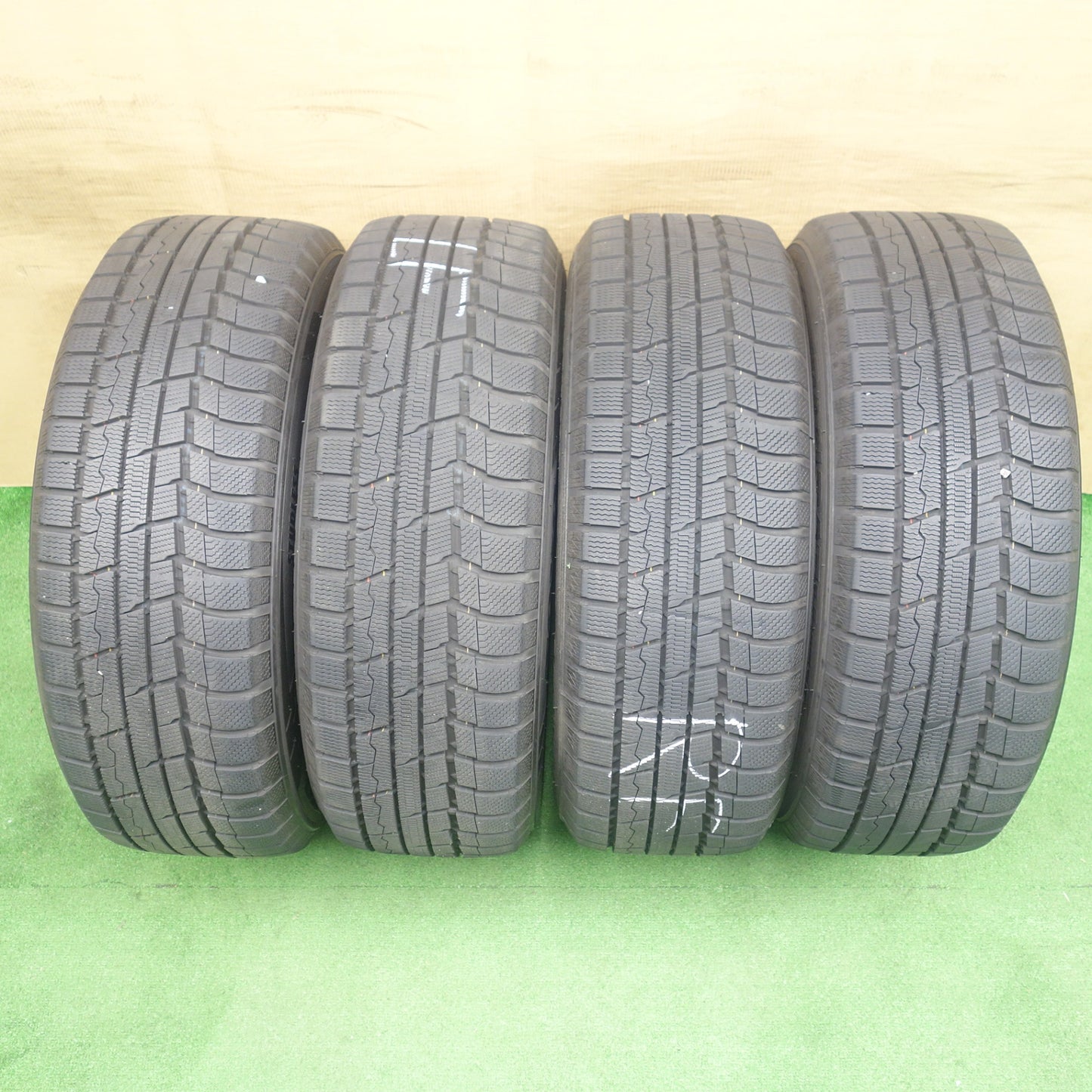 バリ溝!22年!キレイ!9.5分以上★WORK Septimo G01+ 225/60R17 スタッドレス トーヨー ウインター トランパス TX ワーク セプティモ 17インチ PCD114.3/5H★6030501KTス