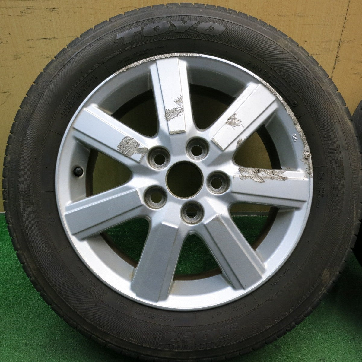 バリ溝!キレイ!9分★トヨタ 70系 ヴォクシー ノア 純正 205/60R16 トーヨー SD-7 グッドイヤー イーグル RVS 16インチ PCD114.3/5H★5061203AKノ