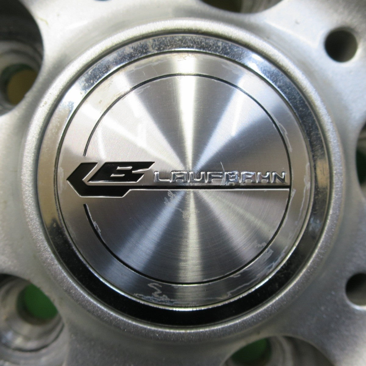 バリ溝!キレイ!8.5分★スタッドレス 225/65R17 ピレリ アイスアシンメトリコ プラス LAUFBAHN PCD114.3/5H★4070502イス
