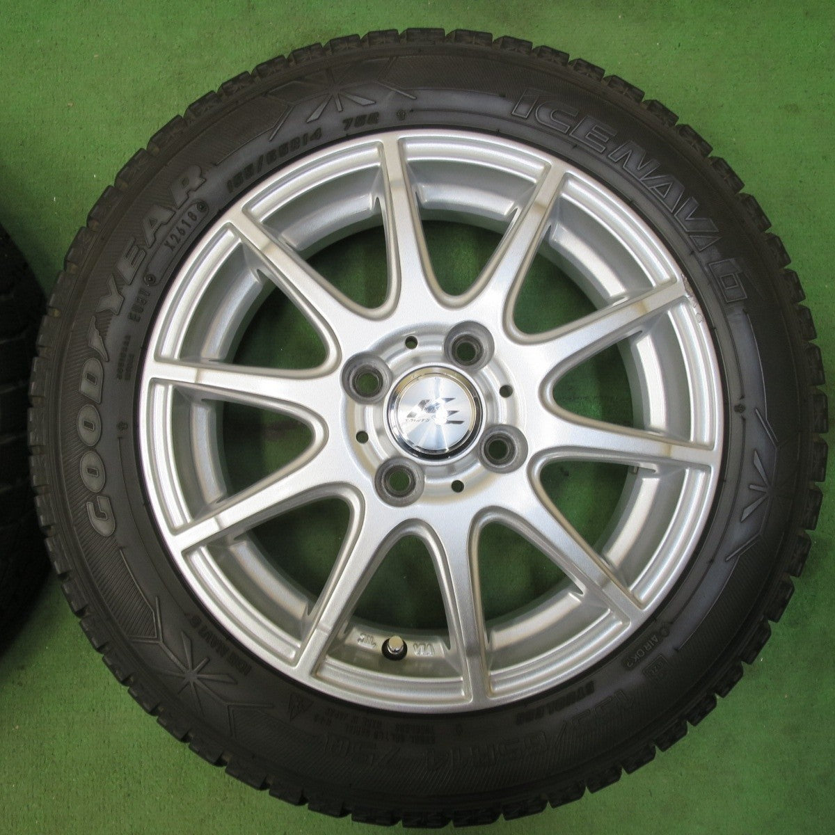 バリ溝!9分★スタッドレス 155/65R14 グッドイヤー アイスナビ6 KRAITⅡ クレイト2 14インチ PCD100/4H★5032913イス