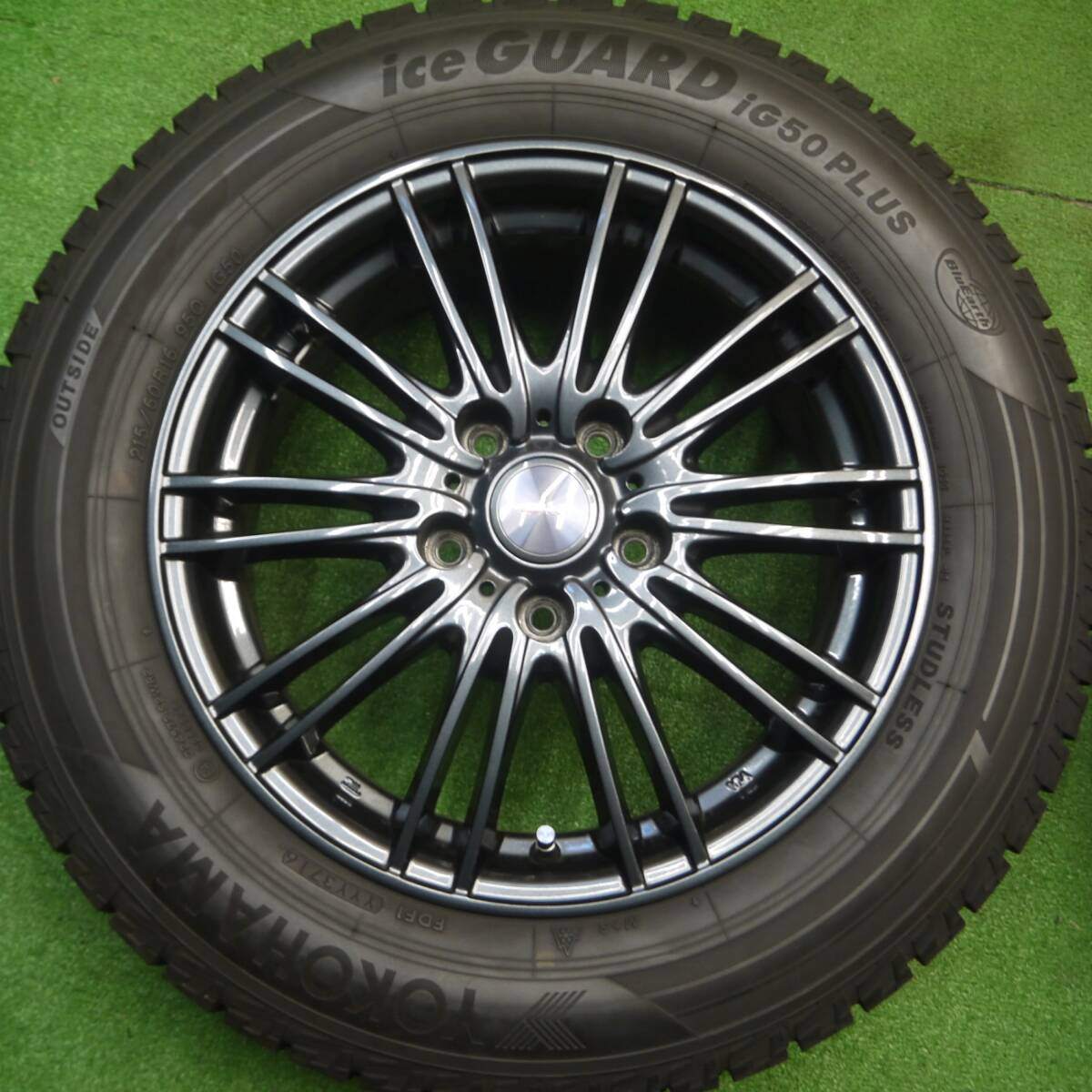 バリ溝!キレイ!9分★スタッドレス 215/60R16 ヨコハマ アイスガード iG50 プラス VELVA AGUDO ヴェルヴァ 16インチ PCD114.3/5H★4120601Hス