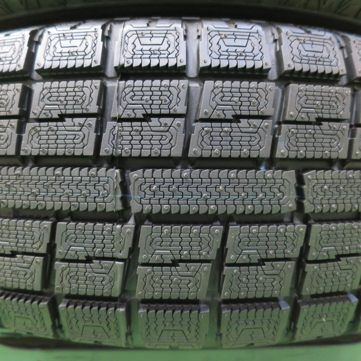 未使用★スタッドレス 185/65R14 トーヨー ガリット G5 タイヤ GARIT 14インチ ウイングロード モビリオスパイク等★4082715イス