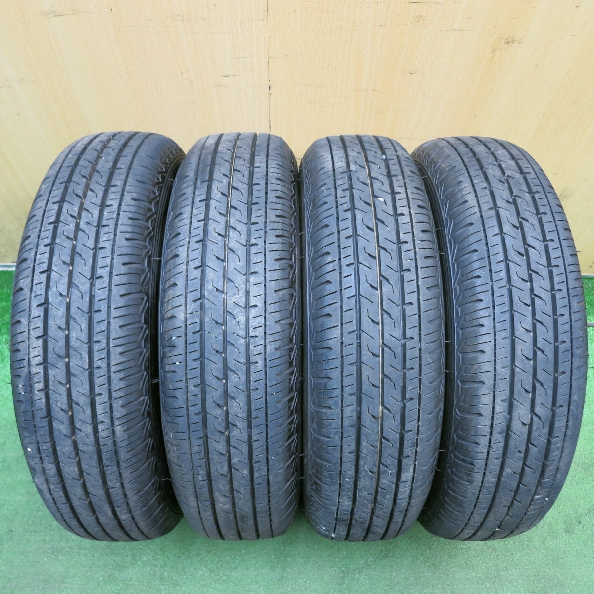 バリ溝!25年!8.5分◎145/80R12 80/78N ブリヂストン エコピア R710 ALIA CLIMATE アリア クライメイト 12インチ PCD100/4H◎6071607HAノ