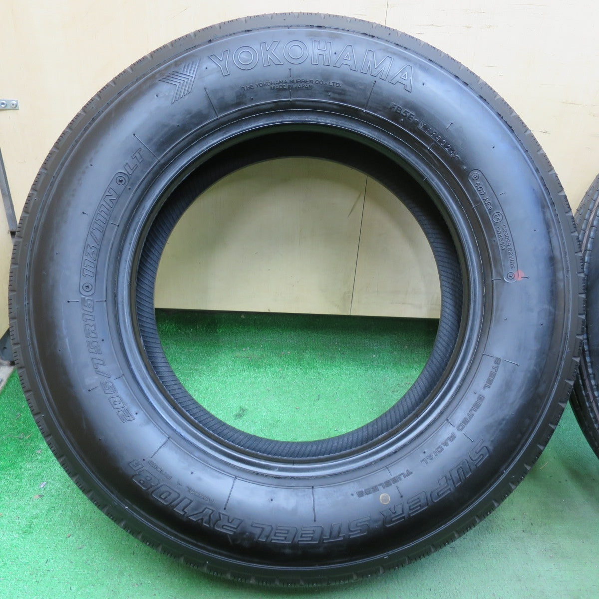 新車外し!24年!6本★トラック タイヤ 205/75R16 113/111N ヨコハマ SUPER STEEL RY108B 16インチ★5090602イノタ