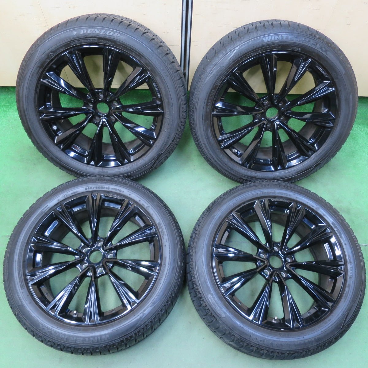 バリ溝!キレイ!9.5分★BMW 等 KELLENERS 245/50R19 スタッドレス ダンロップ ウインターマックス WM02 ケレナーズ 19インチ PCD112/5H★5110304イス