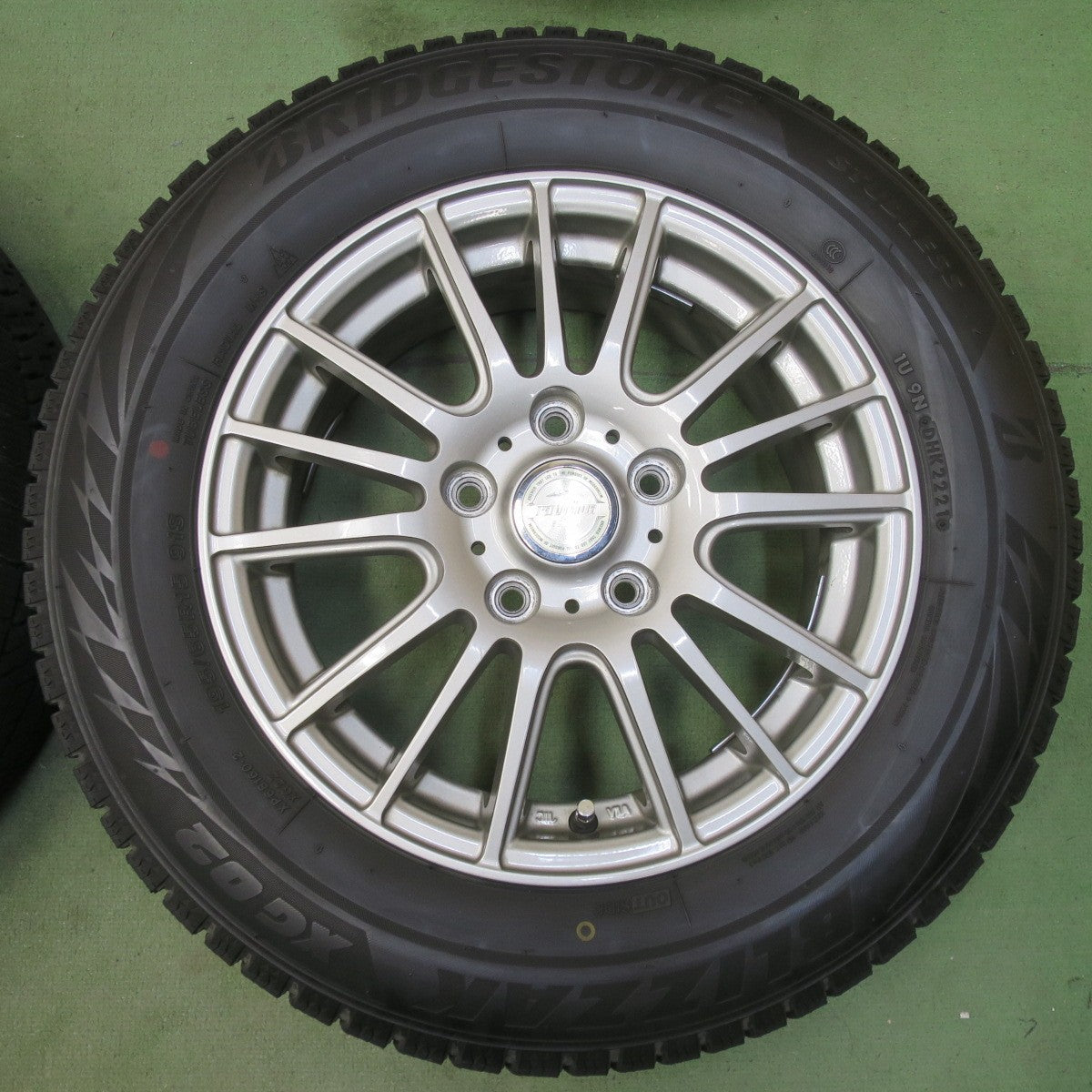 4本価格◎スタッドレス 195/65R15 ブリヂストン ブリザック XG02 ravrion selzer ラブリオン 15インチ PCD114.3/5H◎6101202イス