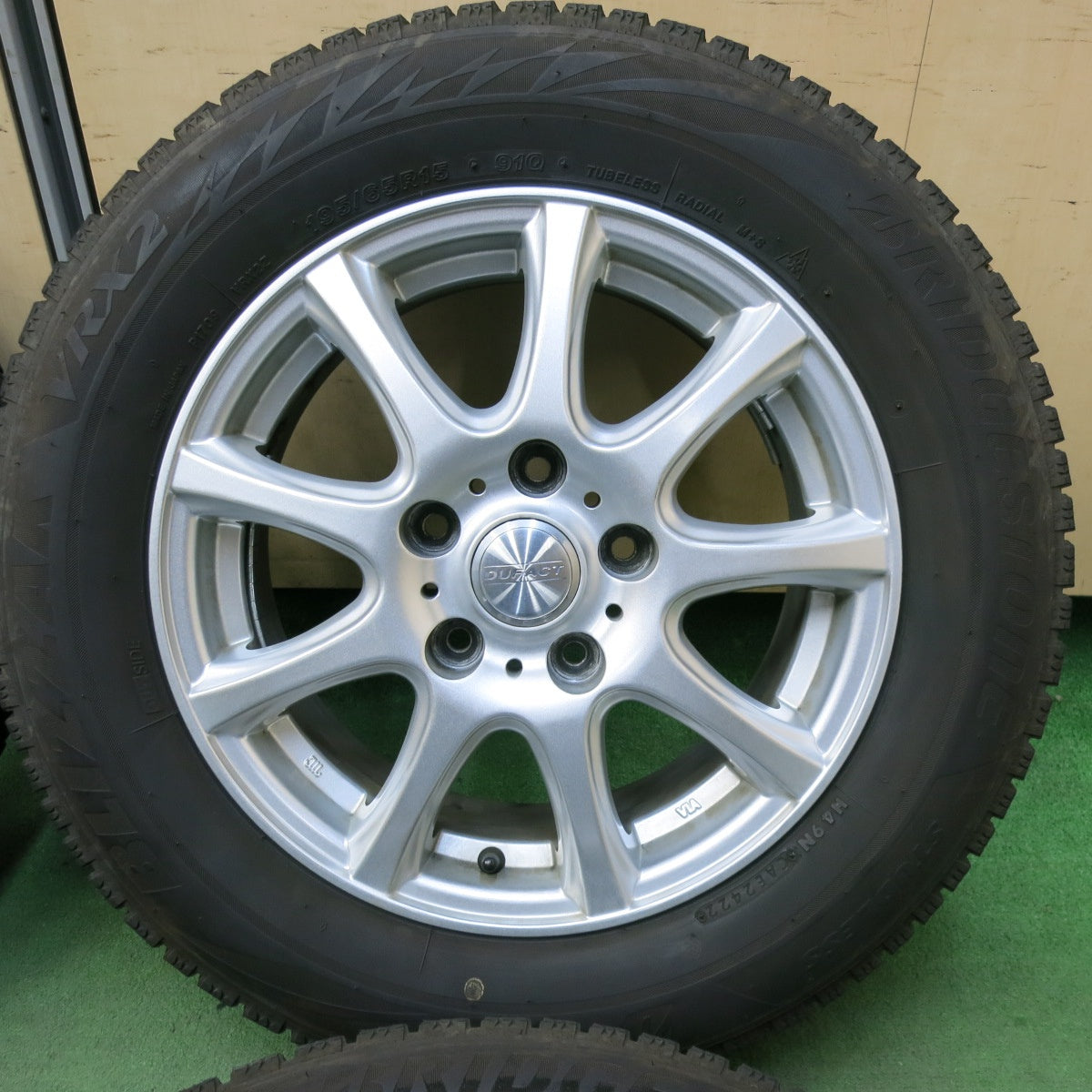 バリ溝!22年!キレイ!8.5分★スタッドレス 195/65R15 ブリヂストン ブリザック VRX2 DUFACT デュファクト 15インチ PCD114.3/5H★5043012SYス