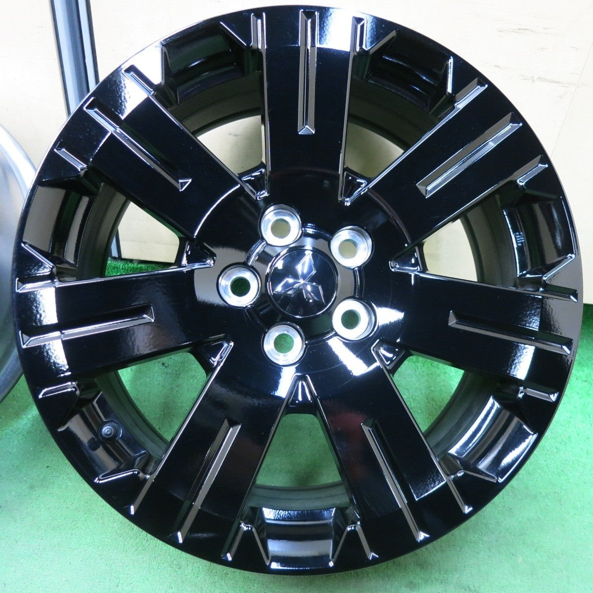 新車外し★三菱 デリカ D:5 シャモニー 純正 ENKEI ホイール 18インチ 18×7J D5 エンケイ PCD114.3/5H★5031205SYホ