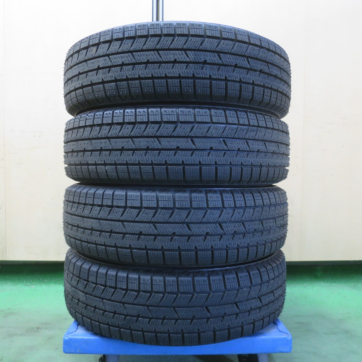ほぼ未使用!25年!キレイ★スタッドレス 155/65R14 ヨコハマ アイスガード iG80 SEIN SS ザイン 14インチ PCD100/4H★6041805イス