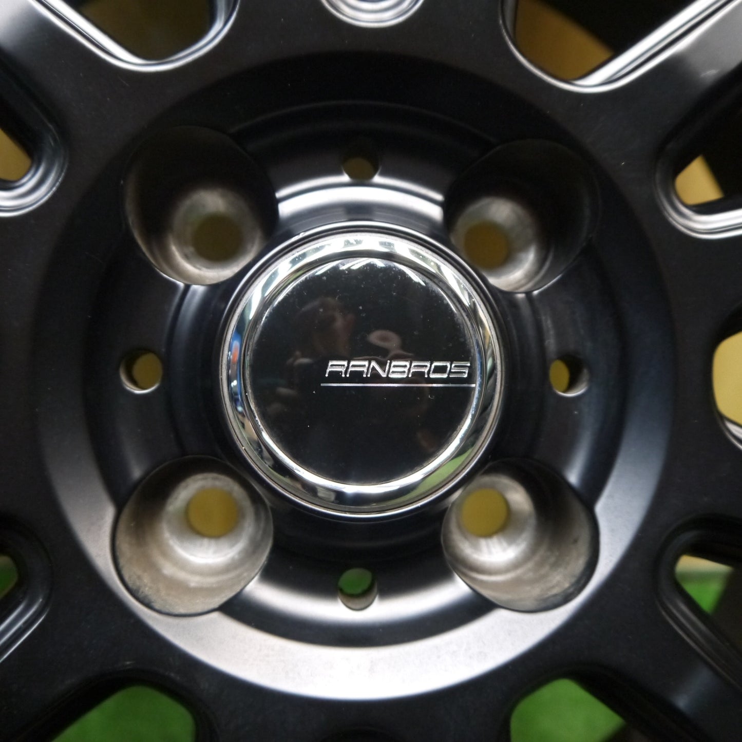 バリ溝!24年!キレイ!9.5分以上★スタッドレス 185/65R15 ダンロップ ウインターマックス WM02 RANBROS ランブロス 15インチ PCD100/4H★5093006Hス