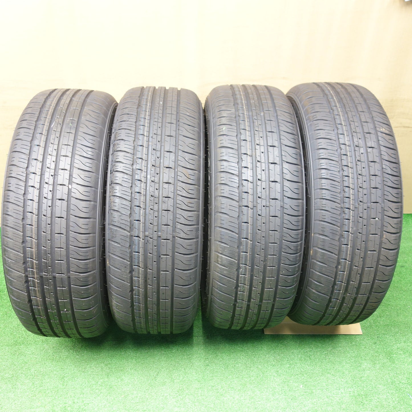 新車外し!25年★トヨタ ランクル 300 ZX 純正 265/55R20 ダンロップ グラントレック PT5A 20インチ PCD139.7/6H★5121401KTノ