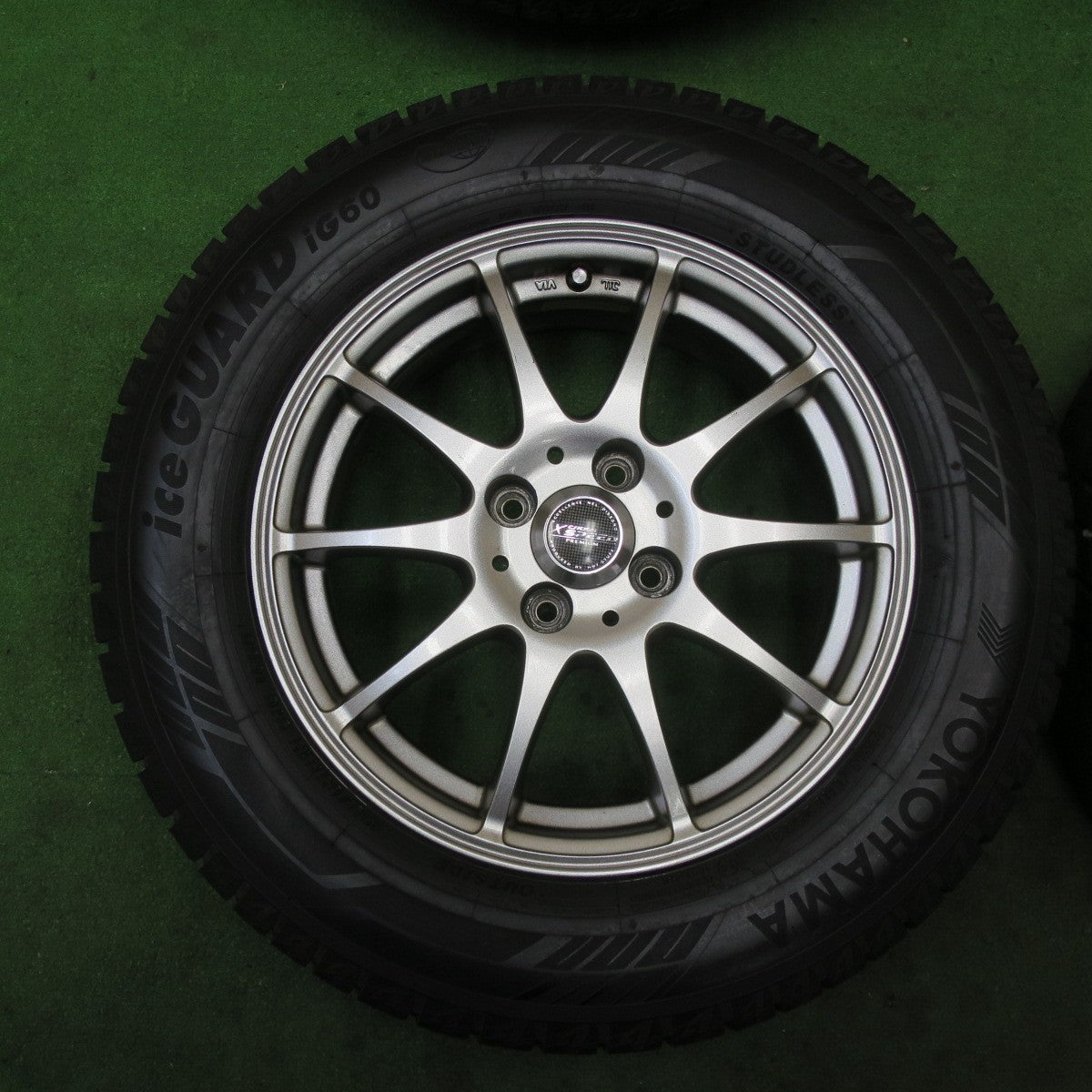 バリ溝!23年!キレイ!9.5分★スタッドレス 195/65R15 ヨコハマ アイスガード iG60 X CROSS SPEED PREMIUM クロススピード 15インチ PCD100/4H★5092401TTス