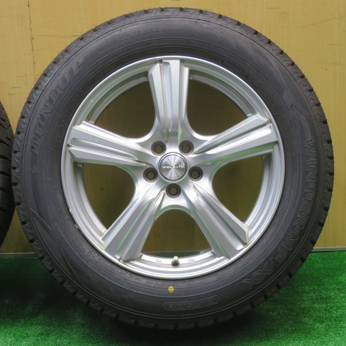 未使用!23年★XV 等 225/60R17 スタッドレス ダンロップ ウインターマックス WM02 VIOLENTO ヴィオレント 17インチ PCD100/5H★5101503NJス