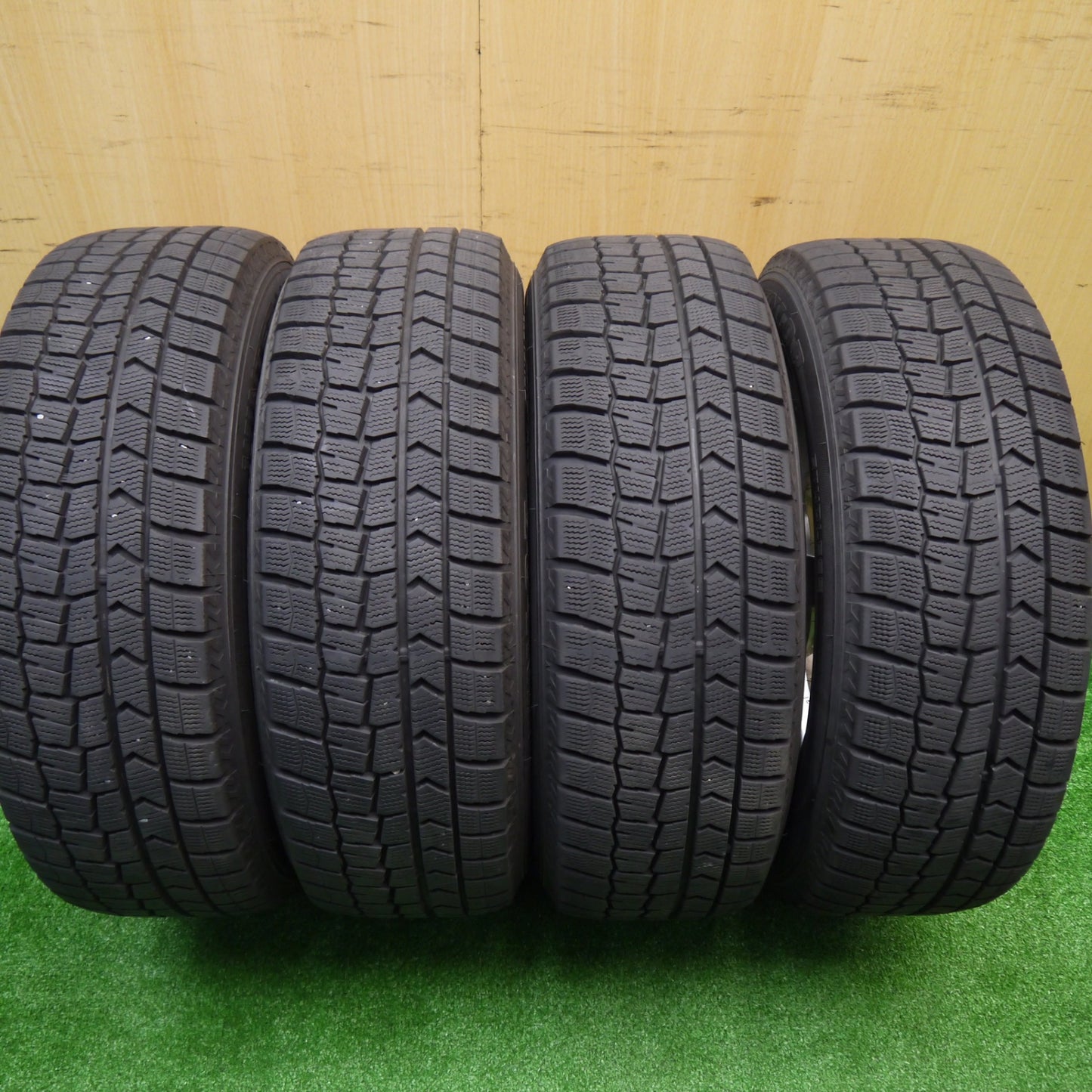 バリ溝!9.5分★スタッドレス 195/65R15 ダンロップ ウインターマックス WM02 giro ギロ 15インチ PCD100 114.3/5H マルチ★5101506Hス