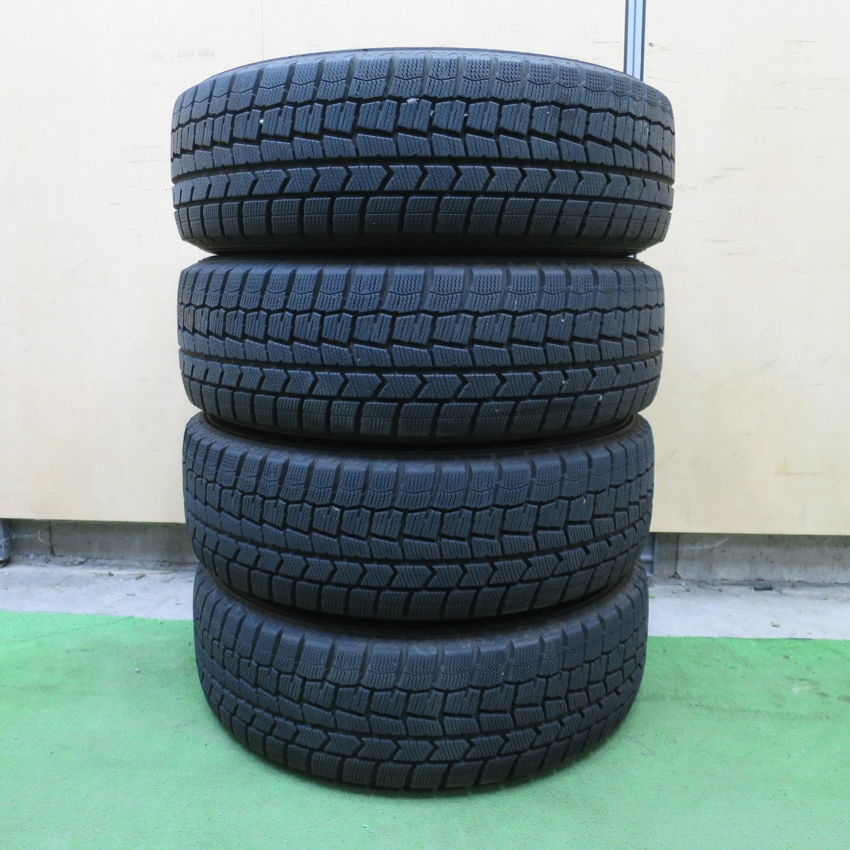 バリ溝!キレイ!9.5分◎スタッドレス 185/65R15 ダンロップ ウインターマックス WM02 Mistiere RB14 ミスティ―レ 15インチ PCD100/4H◎6092802NGス