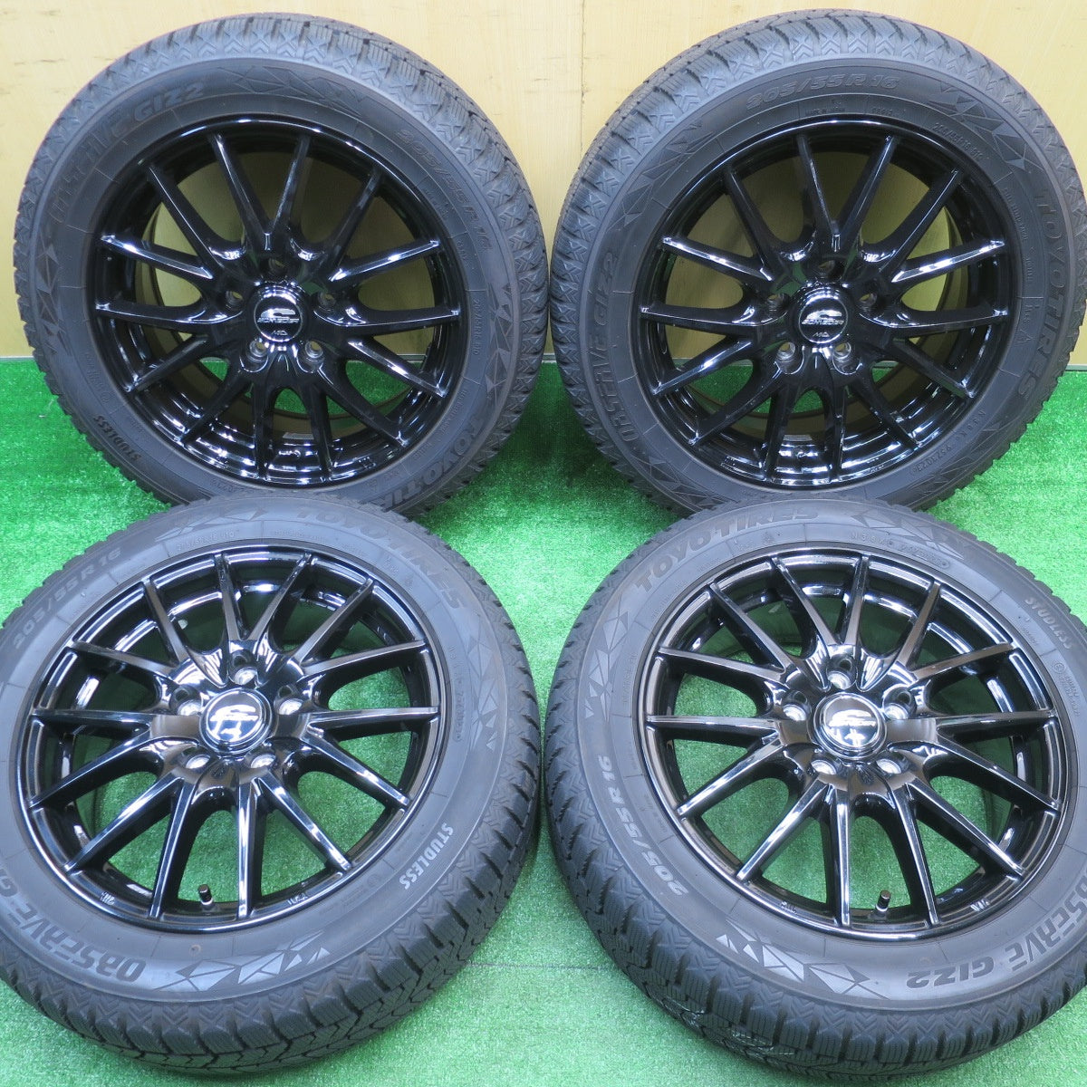 バリ溝!23年!キレイ!9分★スタッドレス 205/55R16 トーヨー オブザーブ GIZ2 SCHNEIDER MiD シュナイダー 16インチ PCD114.3/5H★5102201NJス