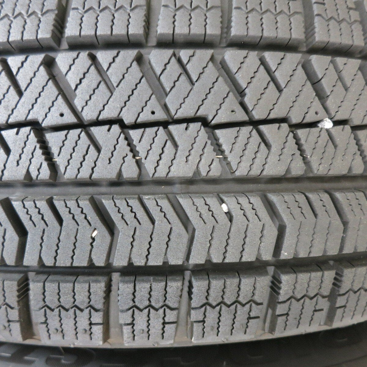 バリ溝!22年!キレイ!9.5分★スタッドレス 165/70R14 ブリヂストン ブリザック VRX2 MANARAY SPORT マナレイ 14インチ PCD100/4H★4121808TNス