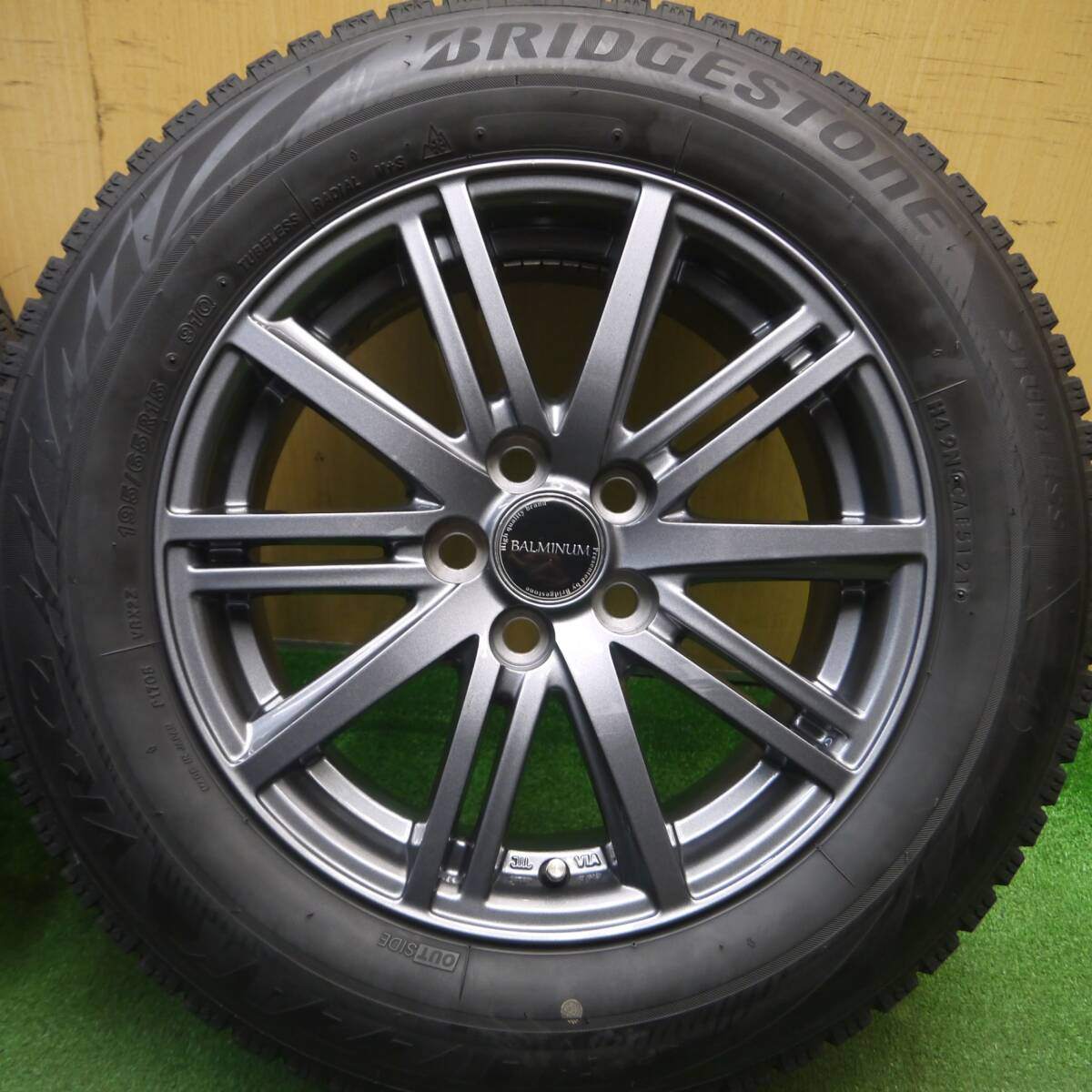 バリ溝!21年!キレイ!9分★プリウス 等 195/65R15 スタッドレス ブリヂストン ブリザック VRX2 BALMINUM バルミナ 15インチ PCD100/5H★5021213Hス