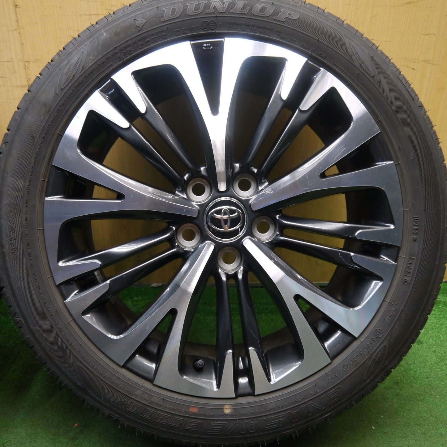 バリ溝!21年!9.5分★トヨタ ヤリスクロス 純正 215/50R18 ダンロップ エナセーブ EC300+ 18インチ PCD114.3/5H★5082510Hノ