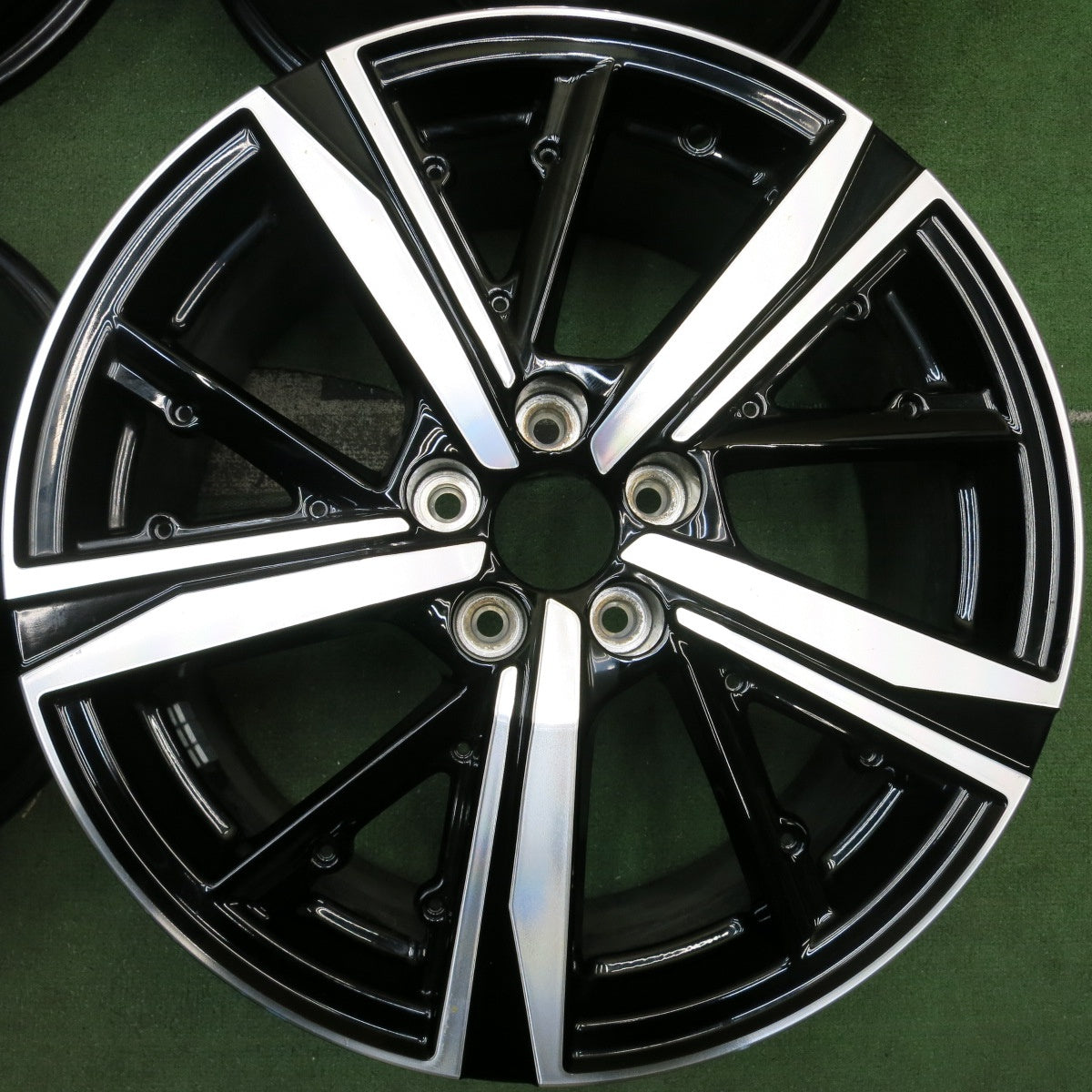 キレイ★プジョー 308 GT 純正 ホイール 18インチ 18×8J PCD108/5H★5092501HAホ