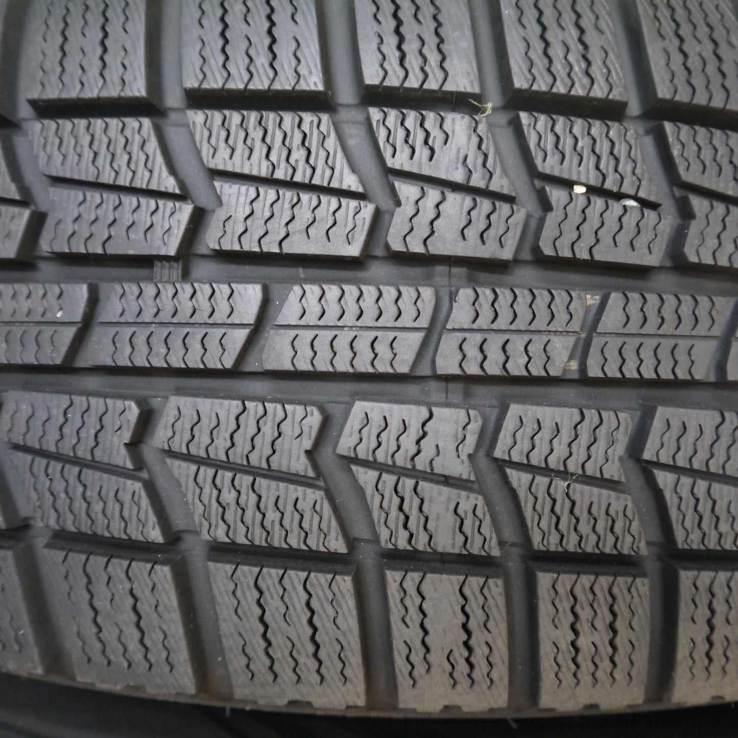 バリ溝!キレイ!9.5分以上★プリウス 等 195/65R15 スタッドレス オートバックス ノーストレック N3i JOKER ジョーカー 15インチ PCD100/5H★5060917Hス