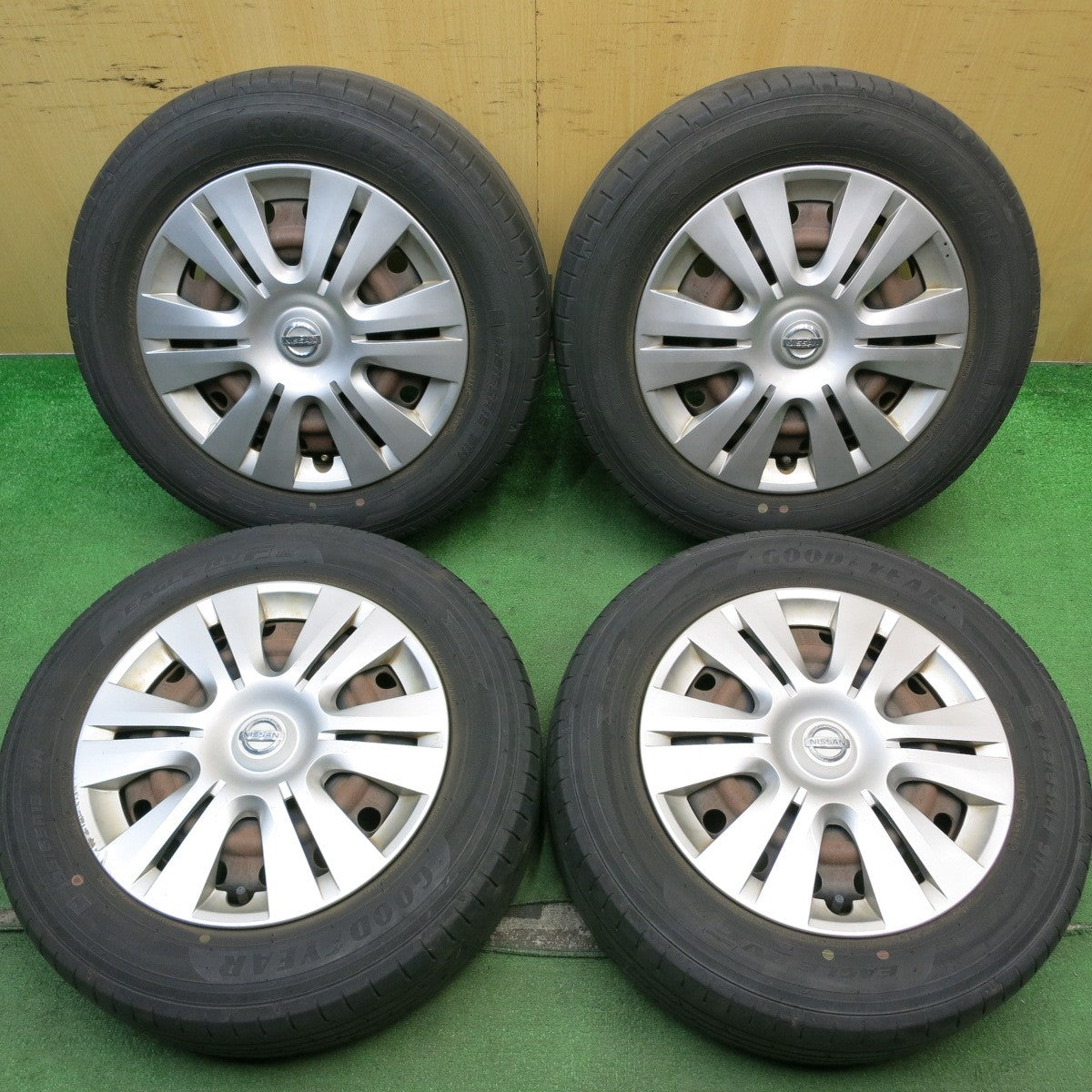 4本価格★日産 セレナ 純正 スチール 195/65R15 グッドイヤー イーグル RVF ECO 15インチ PCD114.3/5H★5060707HAノ