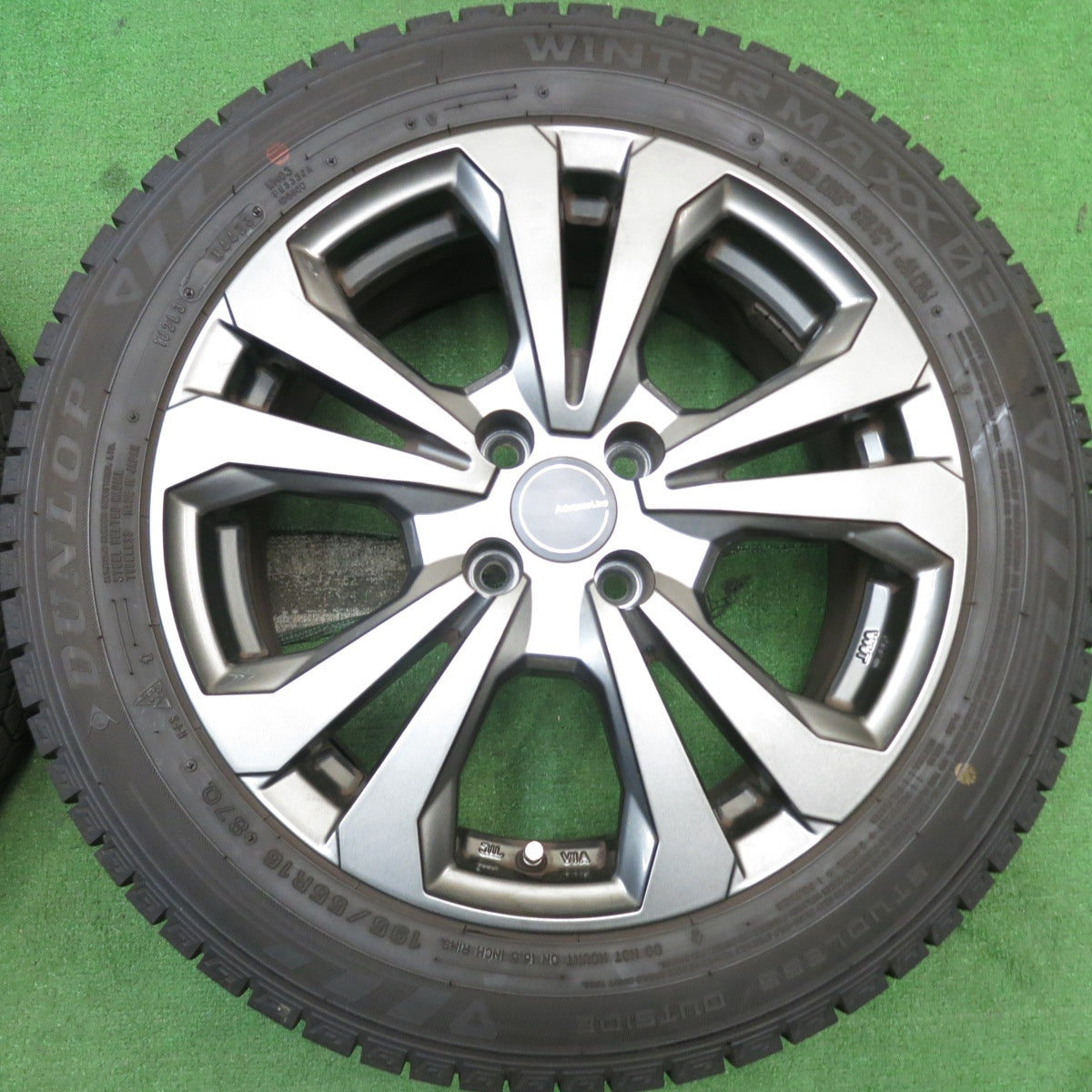 バリ溝!23年!キレイ!9.5分★スタッドレス 195/55R16 ダンロップ ウインターマックス 03 AdvanceLine アドバンスライン 16インチ PCD100/4H★5052104AKス