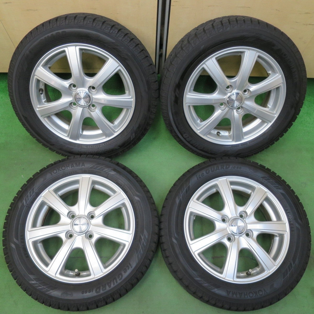 バリ溝!22年!キレイ!9.5分★スタッドレス 165/65R14 ヨコハマ アイスガード iG60 PRD 社外 アルミ 14インチ PCD100/4H★5033106イス