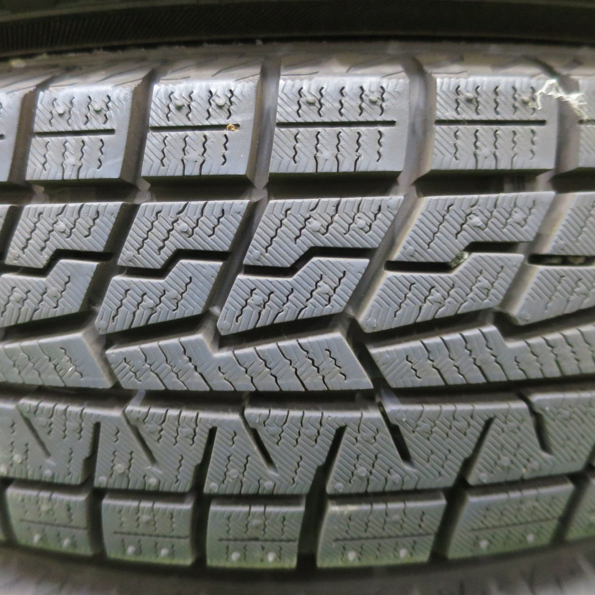 バリ溝!25年!ほぼ10分◎スタッドレス 145/80R13 ヨコハマ アイスガード iG70 タイヤ 13インチ タント N-BOX ムーブ ワゴンR スペーシア 等◎6081207NGスタ