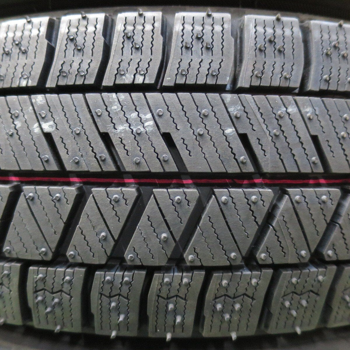 未使用!24年★スタッドレス 155/65R14 ブリヂストン ブリザック VRX3 BALMINUM バルミナ 14インチ PCD100/4H★4122703イス